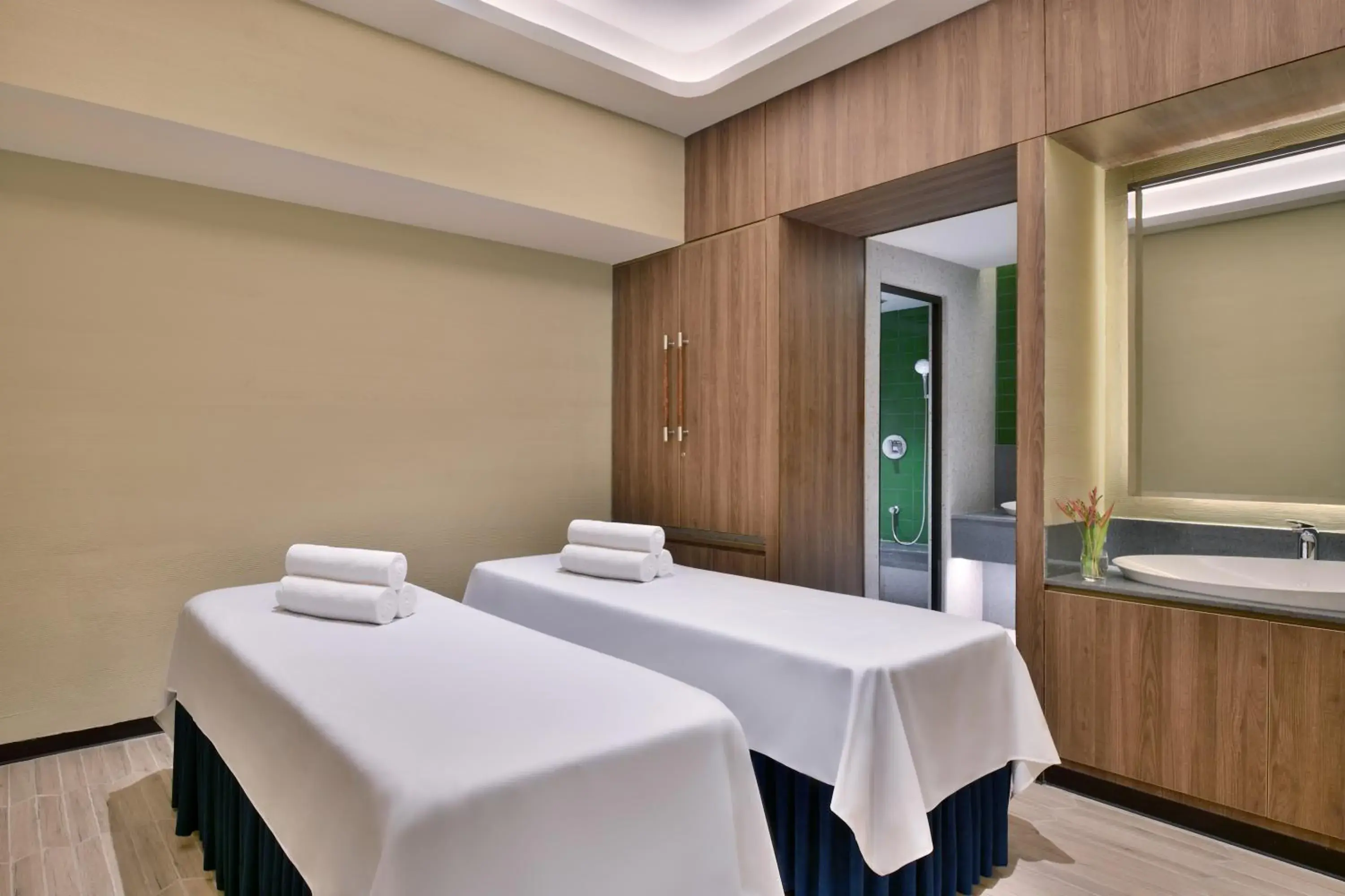 Spa and wellness centre/facilities in The Artiste, Kochi, A Tribute Portfolio Hotel by Marriott Spa and wellness centre/facilities in The Artiste, Kochi, A Tribute Portfolio Hotel by Marriott