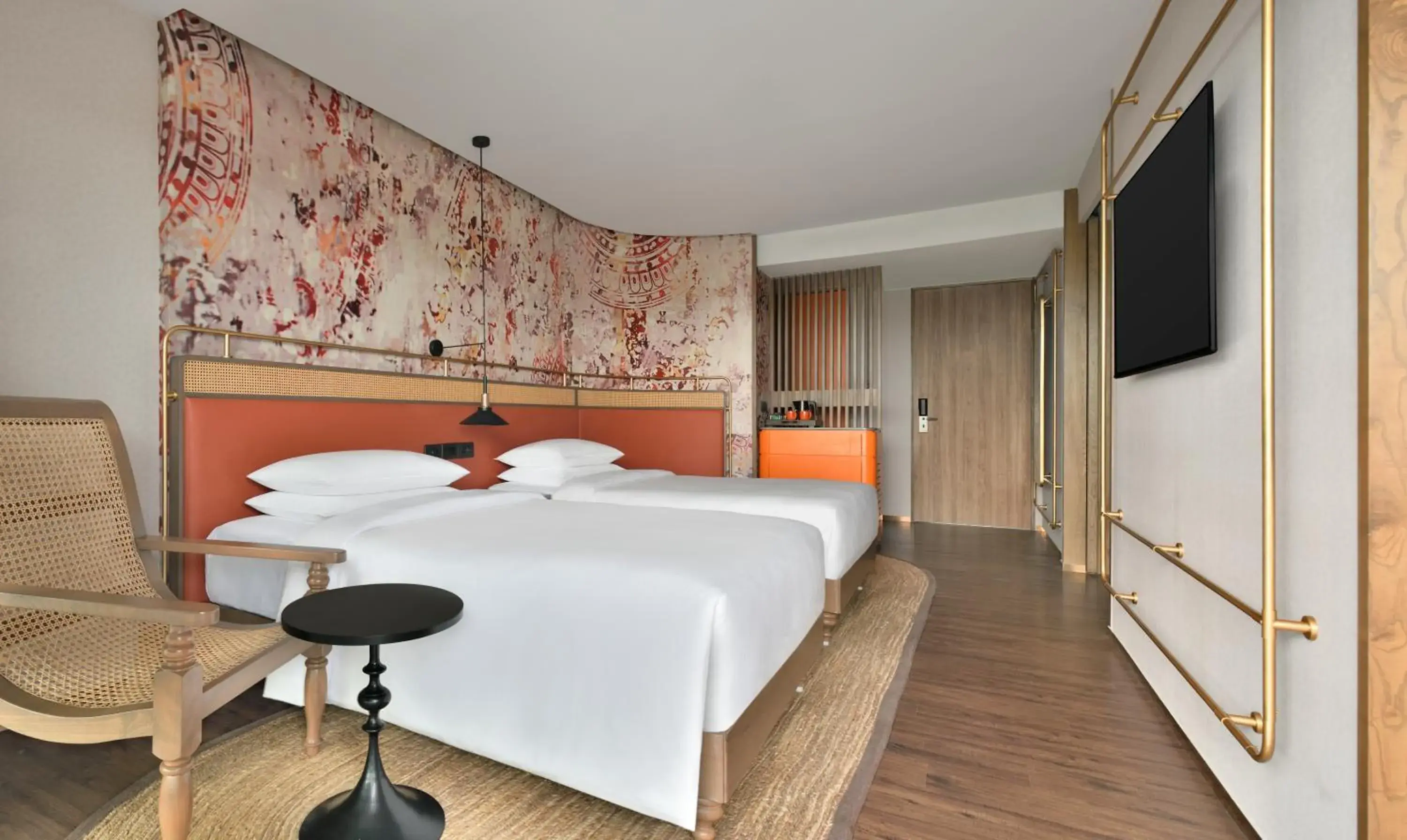 Shower, Bed in The Artiste, Kochi, A Tribute Portfolio Hotel by Marriott Shower, Bed in The Artiste, Kochi, A Tribute Portfolio Hotel by Marriott