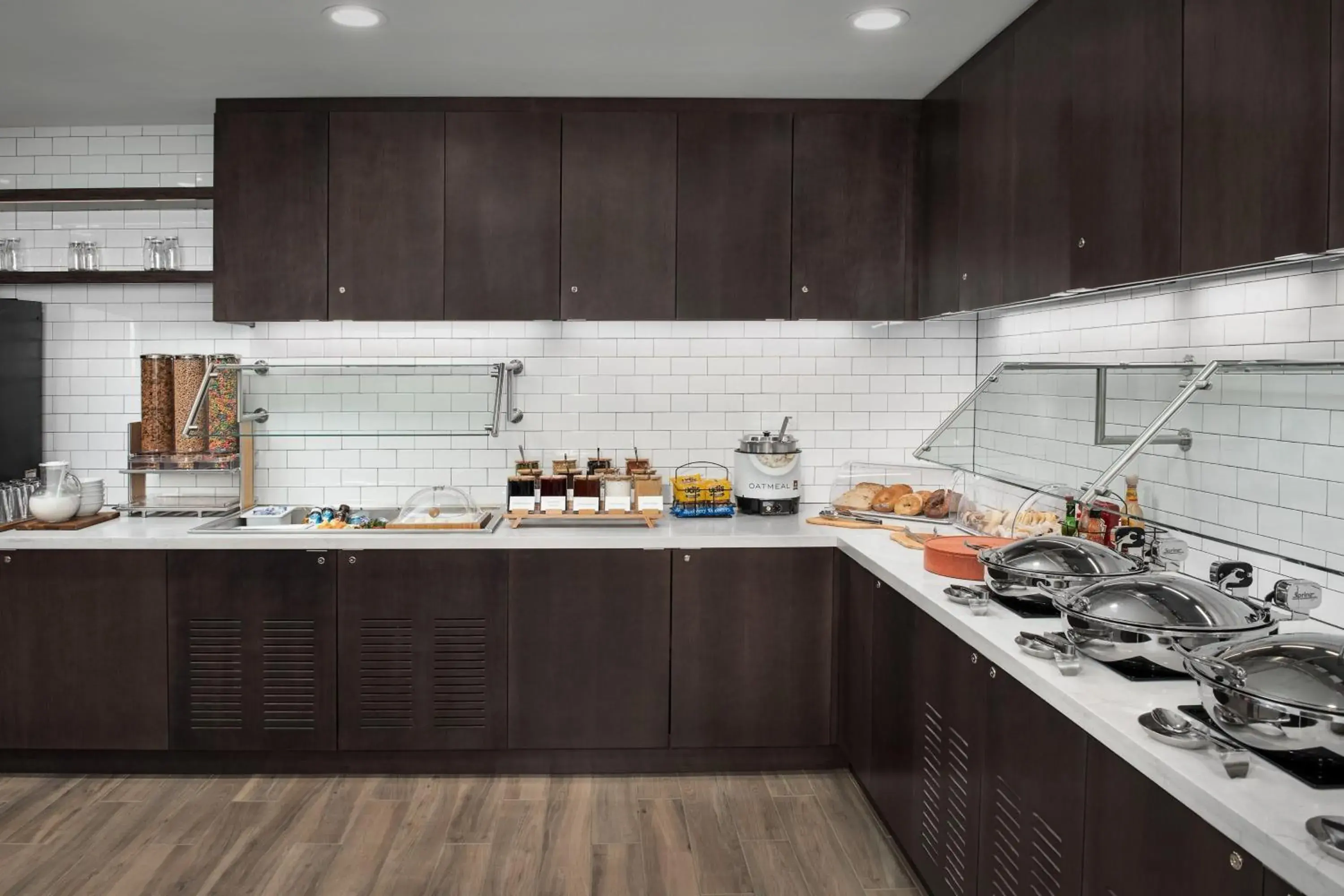 Breakfast, Kitchen/Kitchenette in Residence Inn by Marriott Dallas Grand Prairie