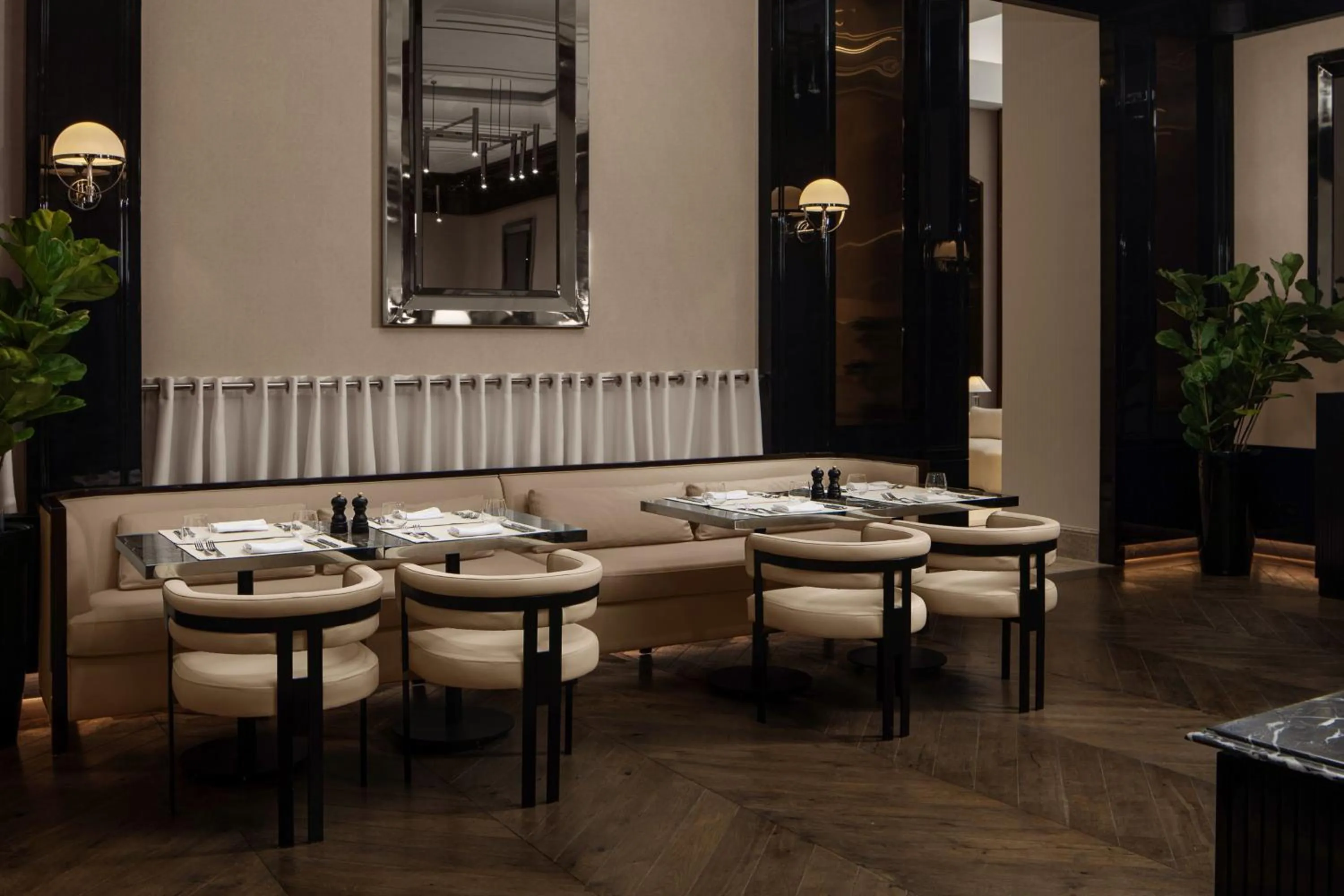 Restaurant/places to eat in Sanasaryan Han, a Luxury Collection Hotel, Istanbul