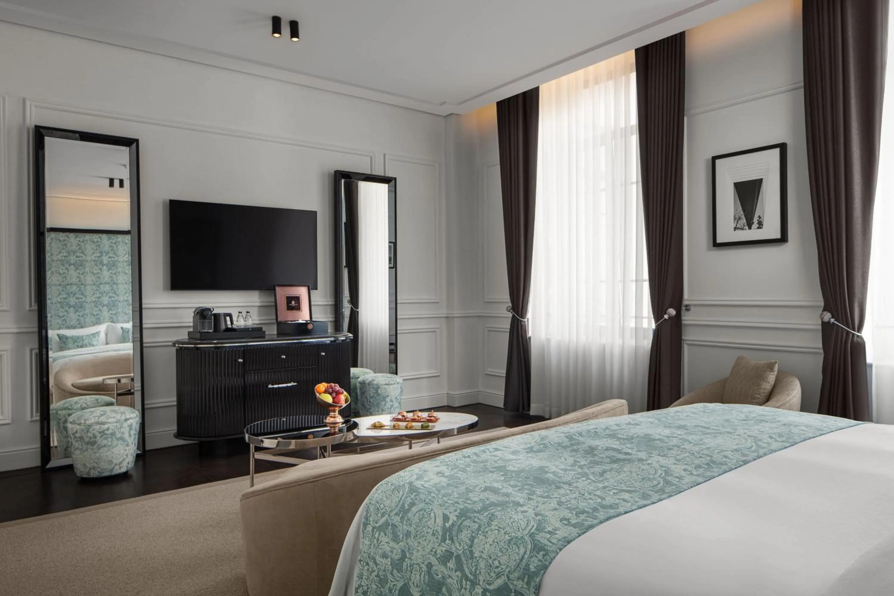 Bedroom, Bed in Sanasaryan Han, a Luxury Collection Hotel, Istanbul