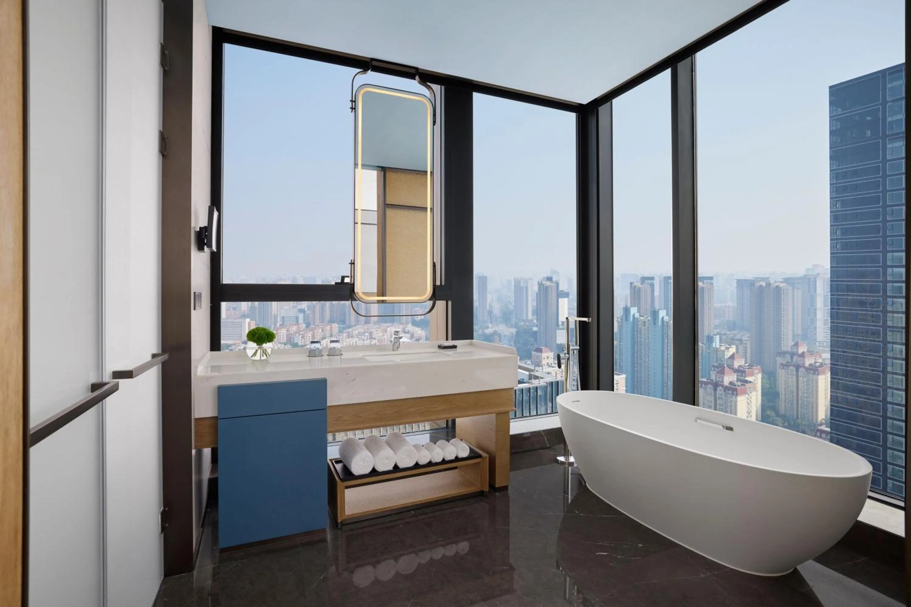 Photo of the whole room in JW Marriott Hotel Xi'an Southwest