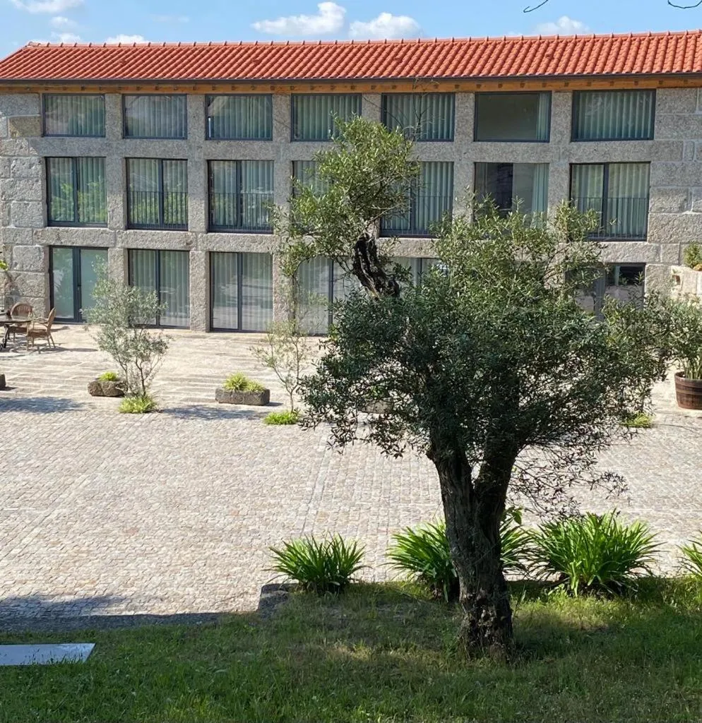 Property building in Hotel Quinta da Tulha By VimaHotels