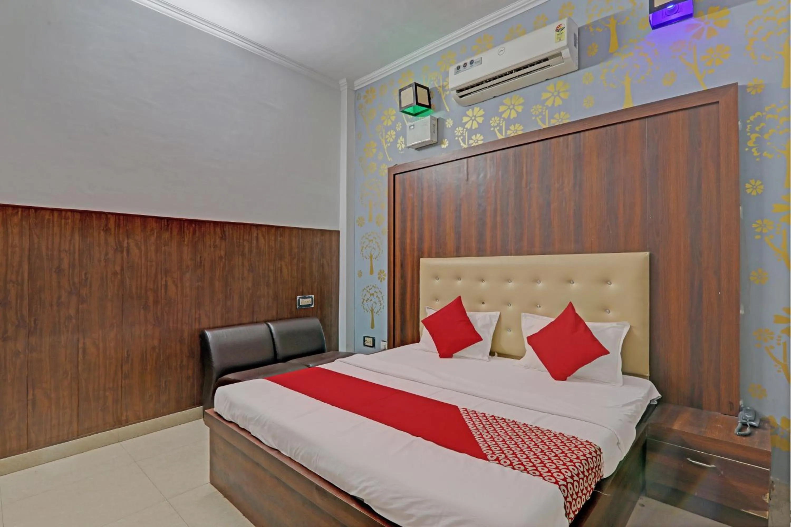 Bedroom in Hotel O CZ Inn