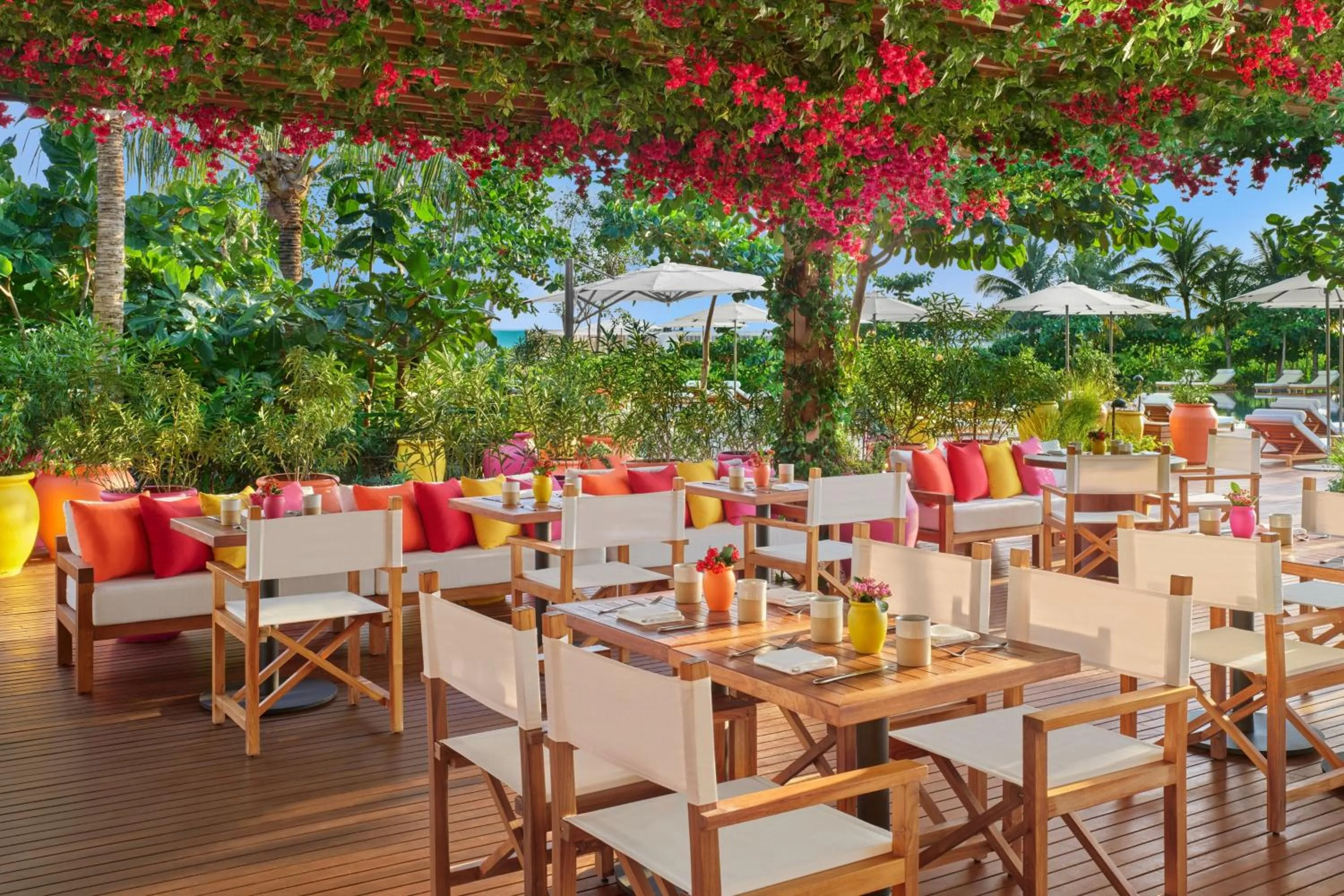 Swimming pool in The Riviera Maya EDITION at Kanai