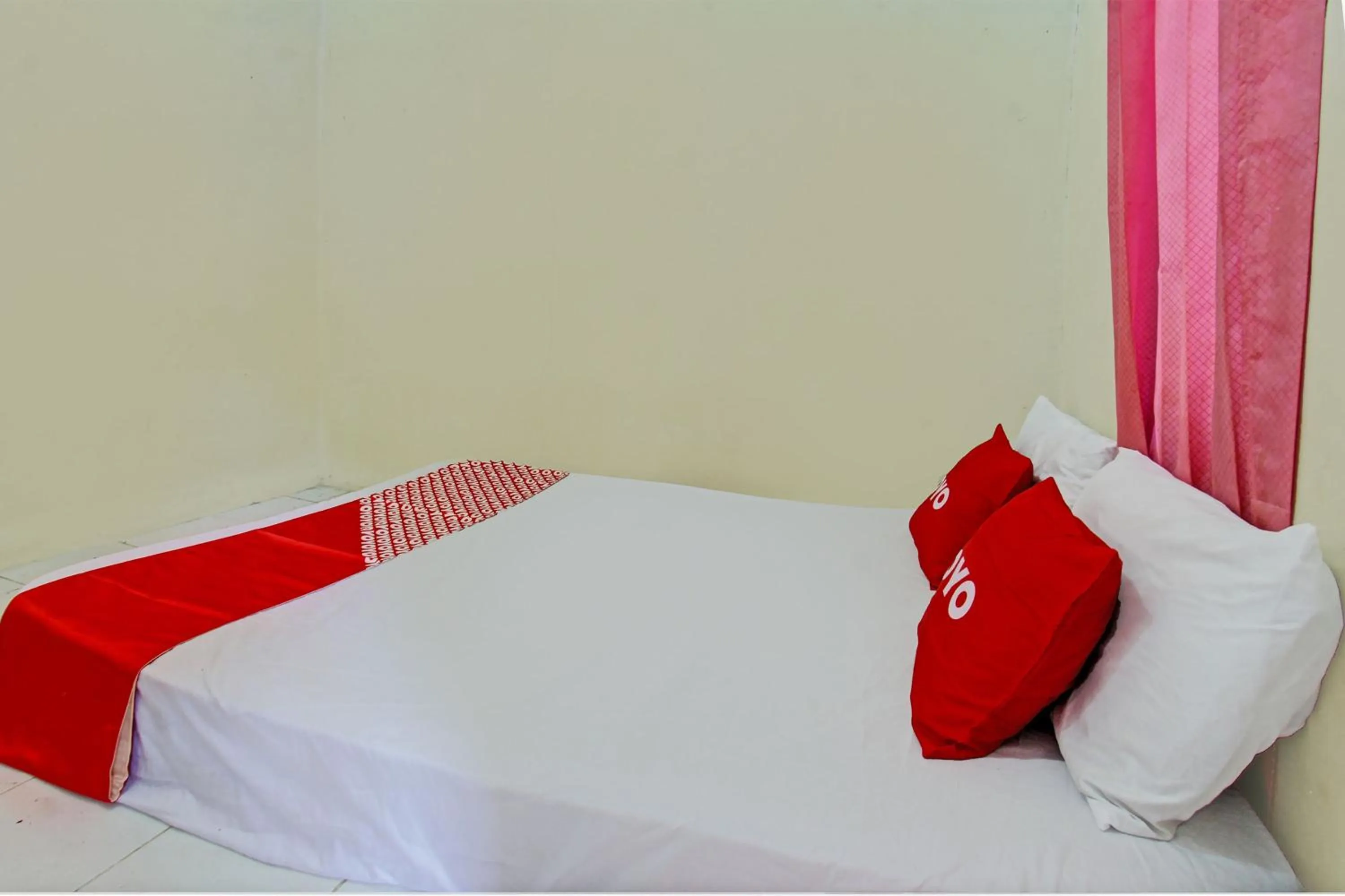 Bedroom, Bed in OYO Life 93058 Kos Subur