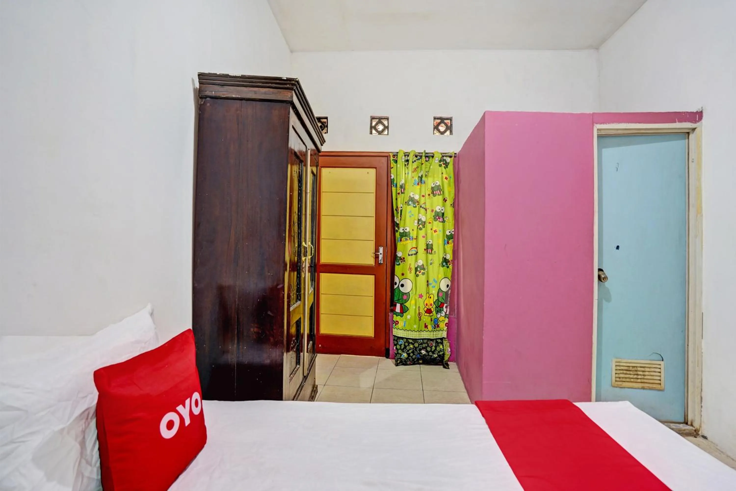 Bedroom, Bed in OYO Life 92840 Wisma Morricco