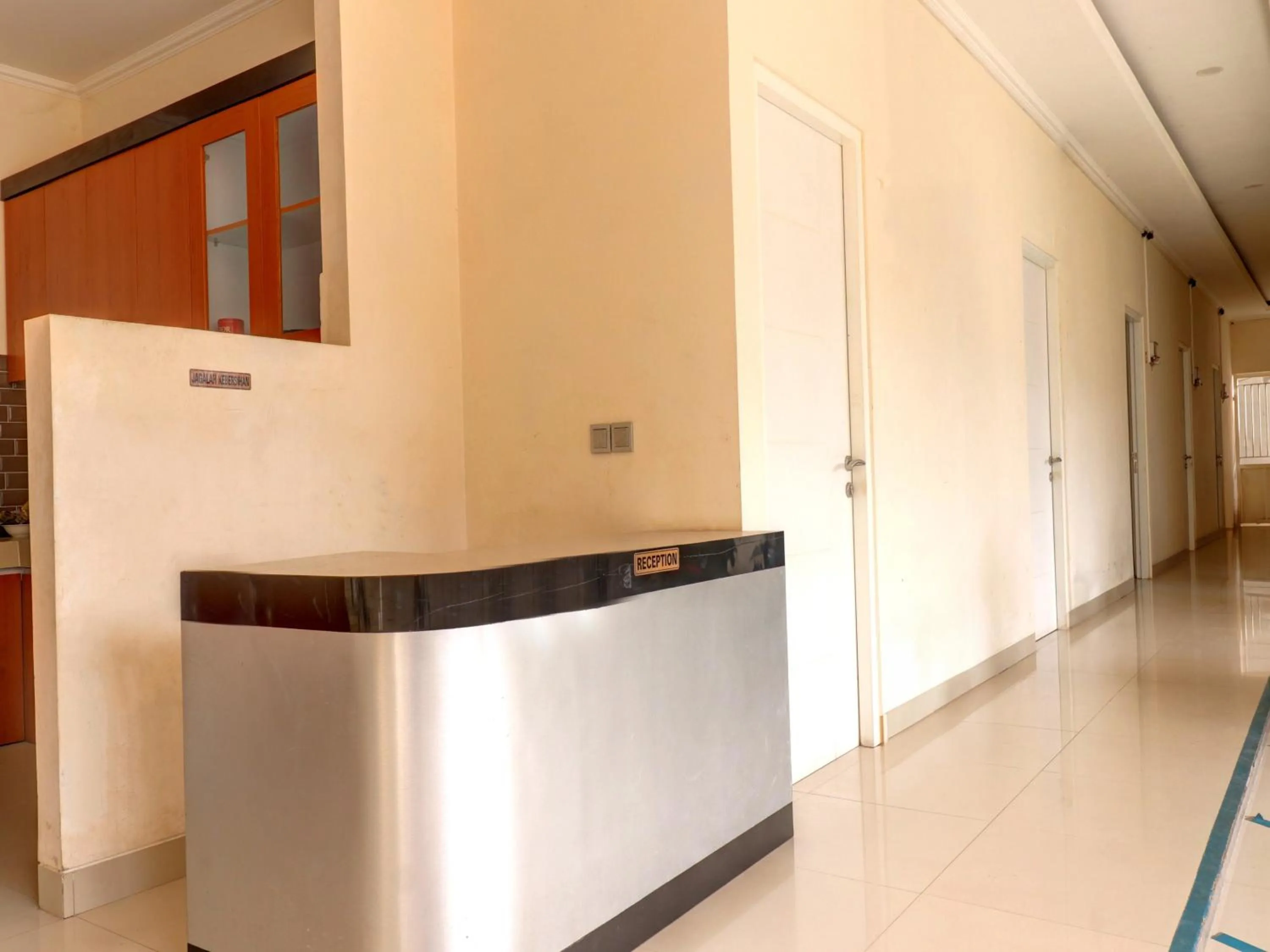 Lobby or reception in OYO Life 92707 D-akomiba Residence