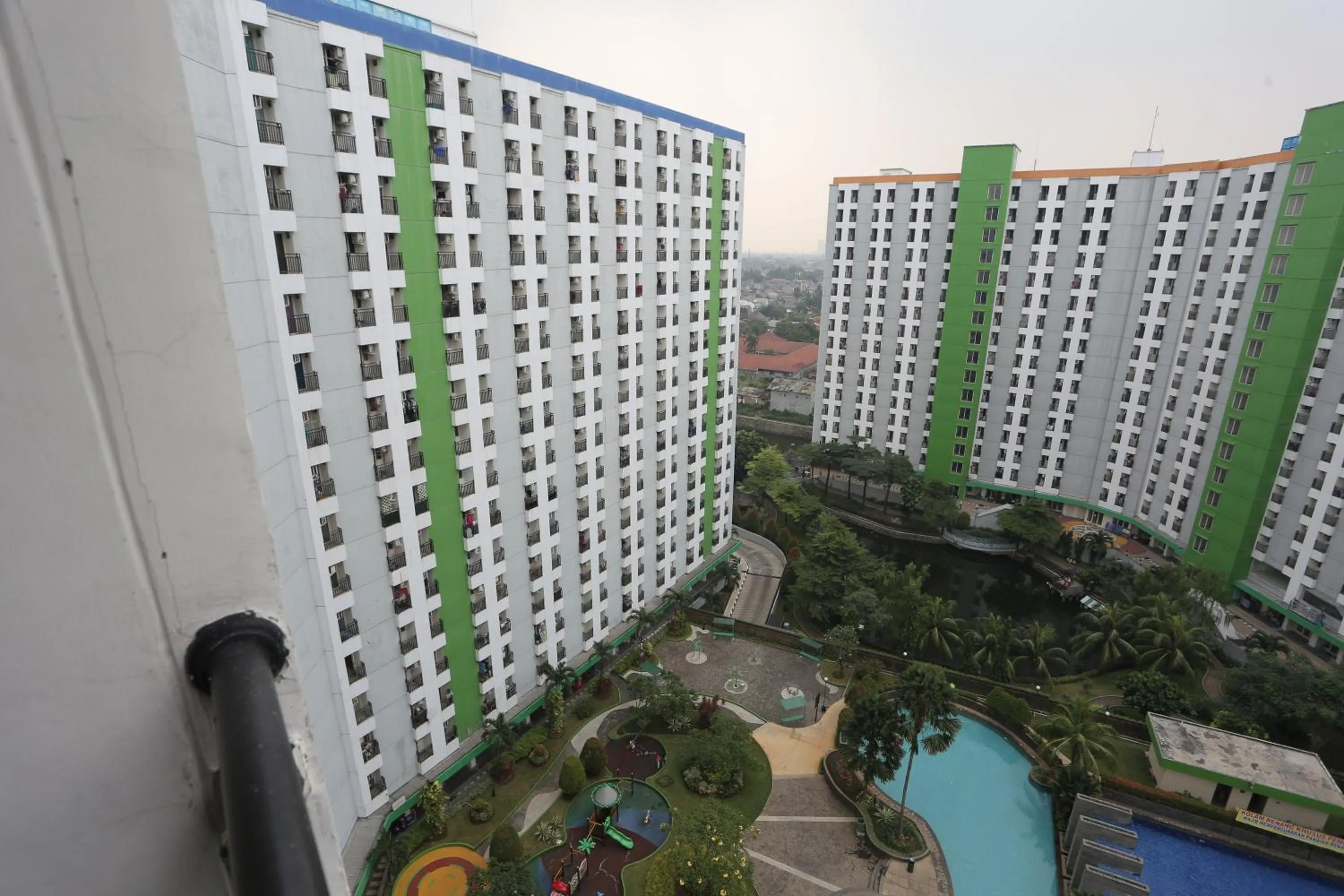 Bedroom in OYO Life 93008 Pelangi Coliving