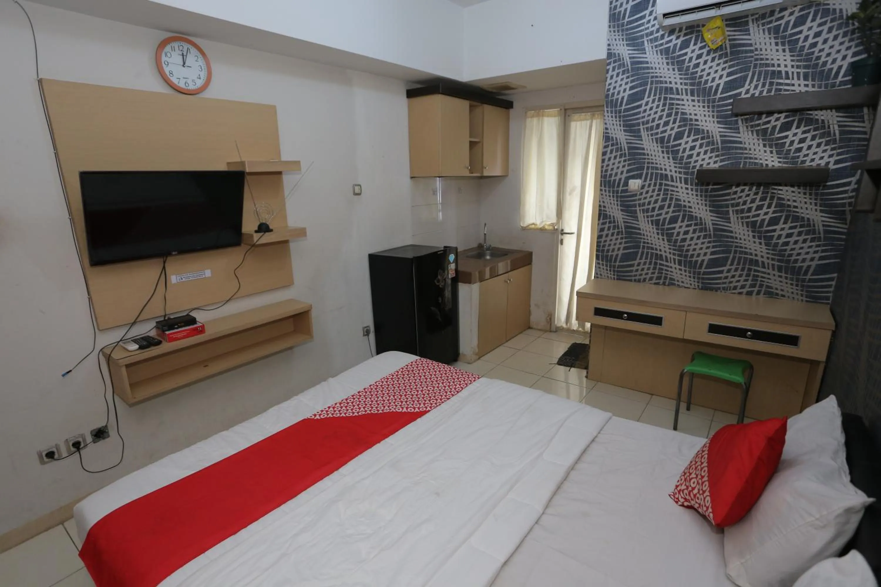 Bedroom, Bed in OYO Life 93008 Pelangi Coliving