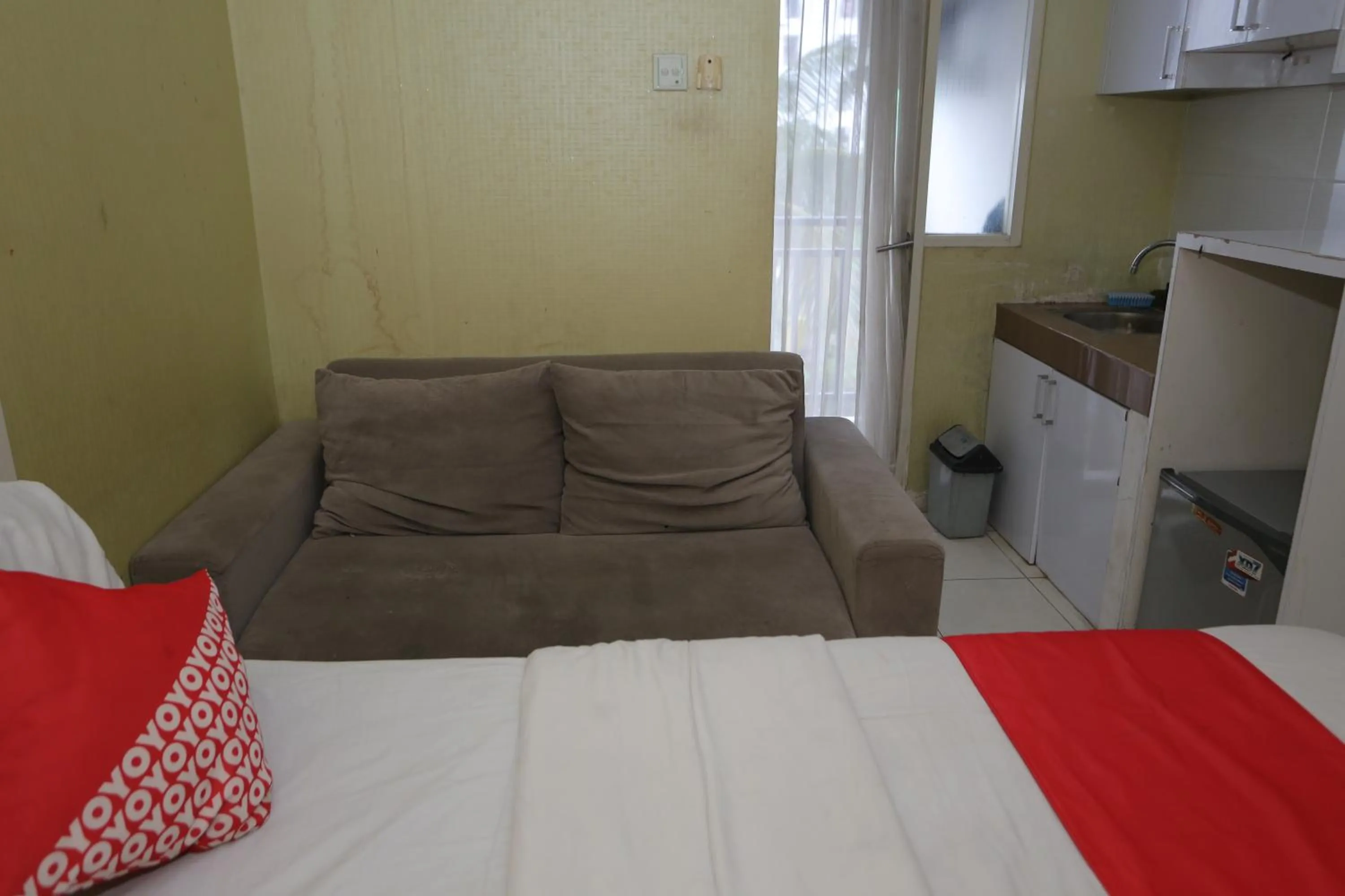 Bedroom, Bed in OYO Life 93008 Pelangi Coliving