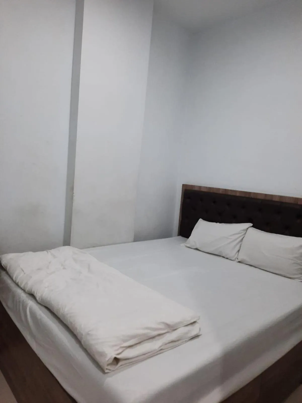 Bedroom, Bed in OYO Life 92883 Kost Ratana Cengkareng Syariah