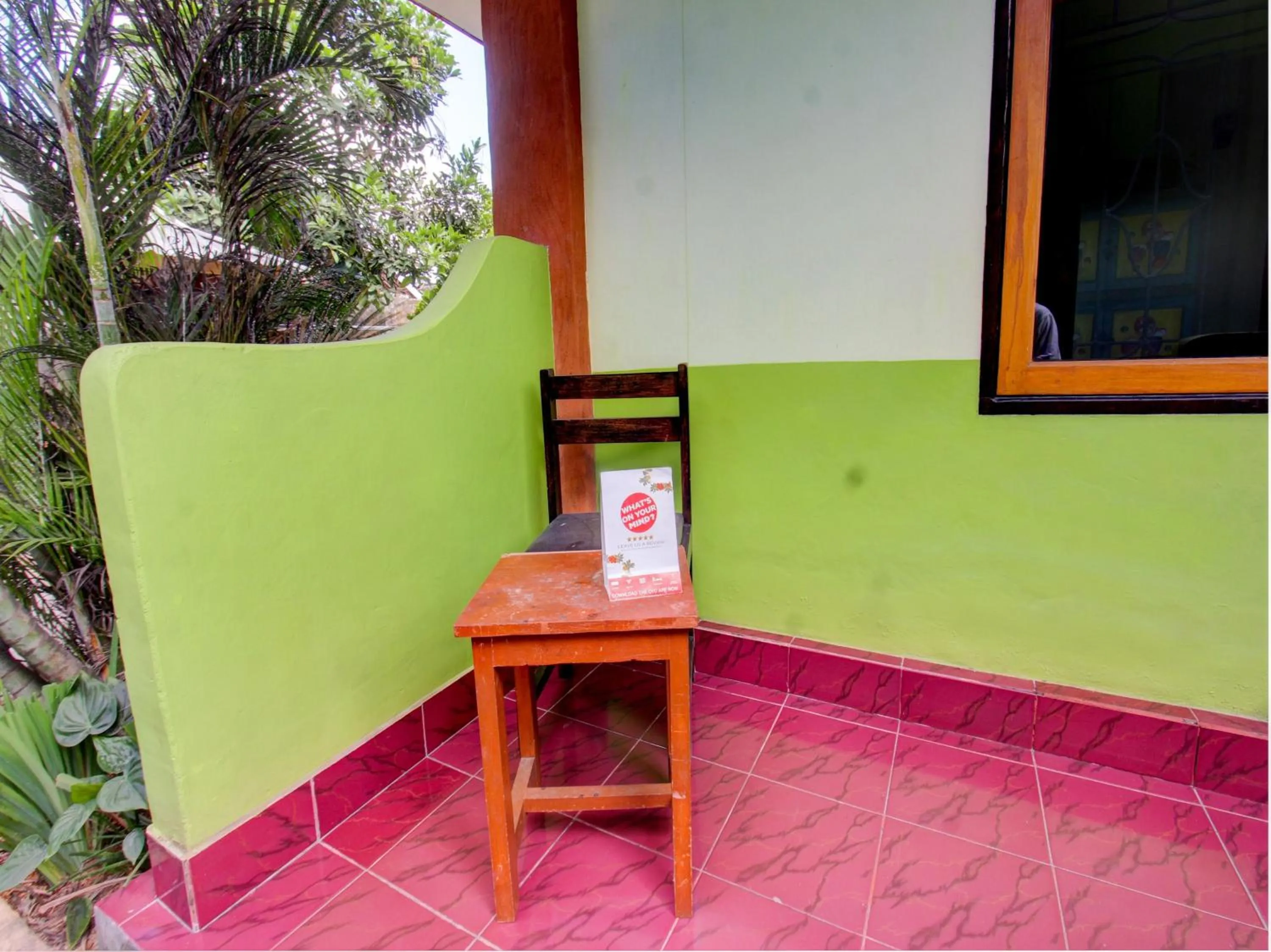 Lobby or reception in OYO Life 92829 Kos Insan Madani