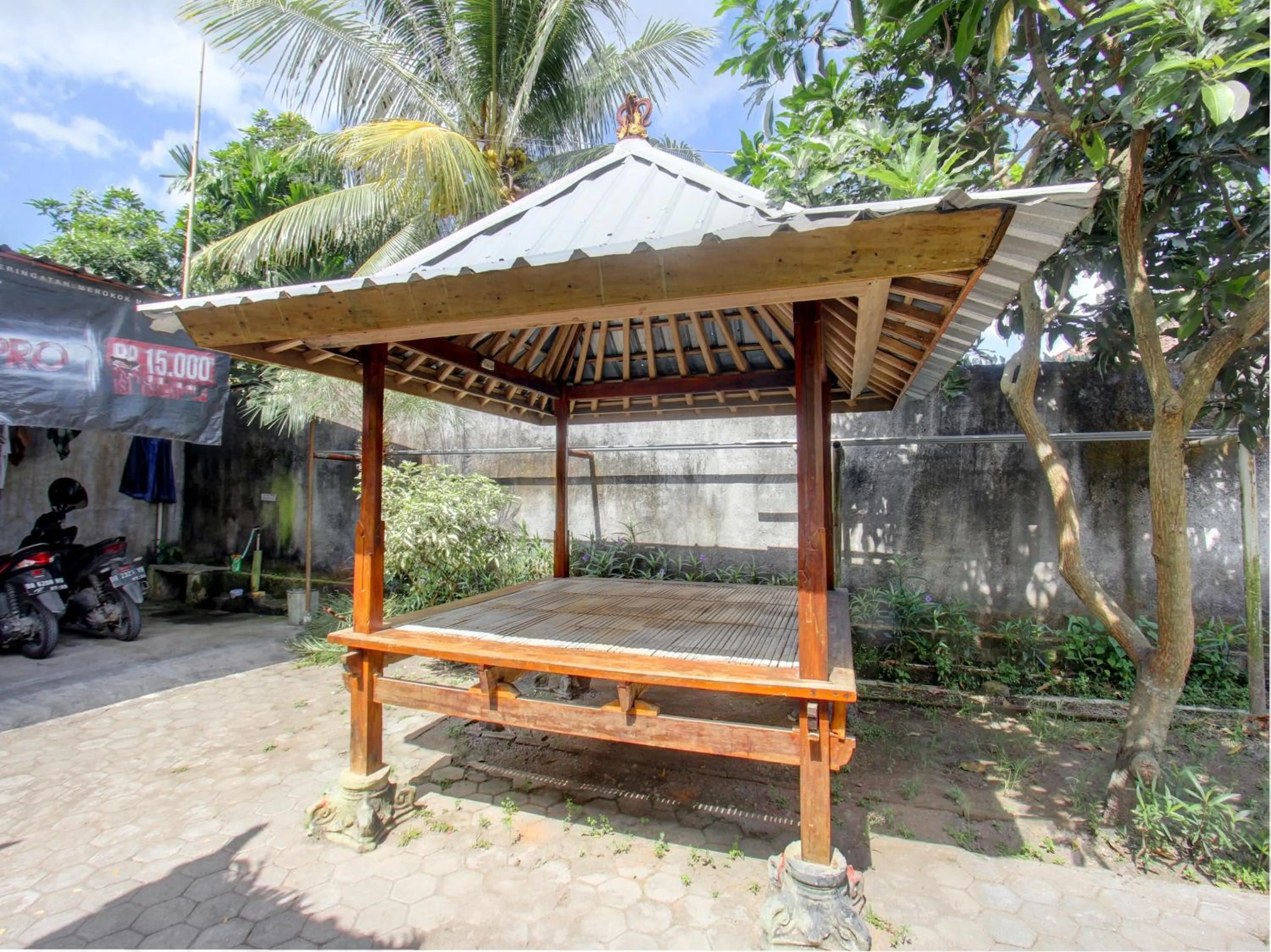 Lobby or reception in OYO Life 92829 Kos Insan Madani