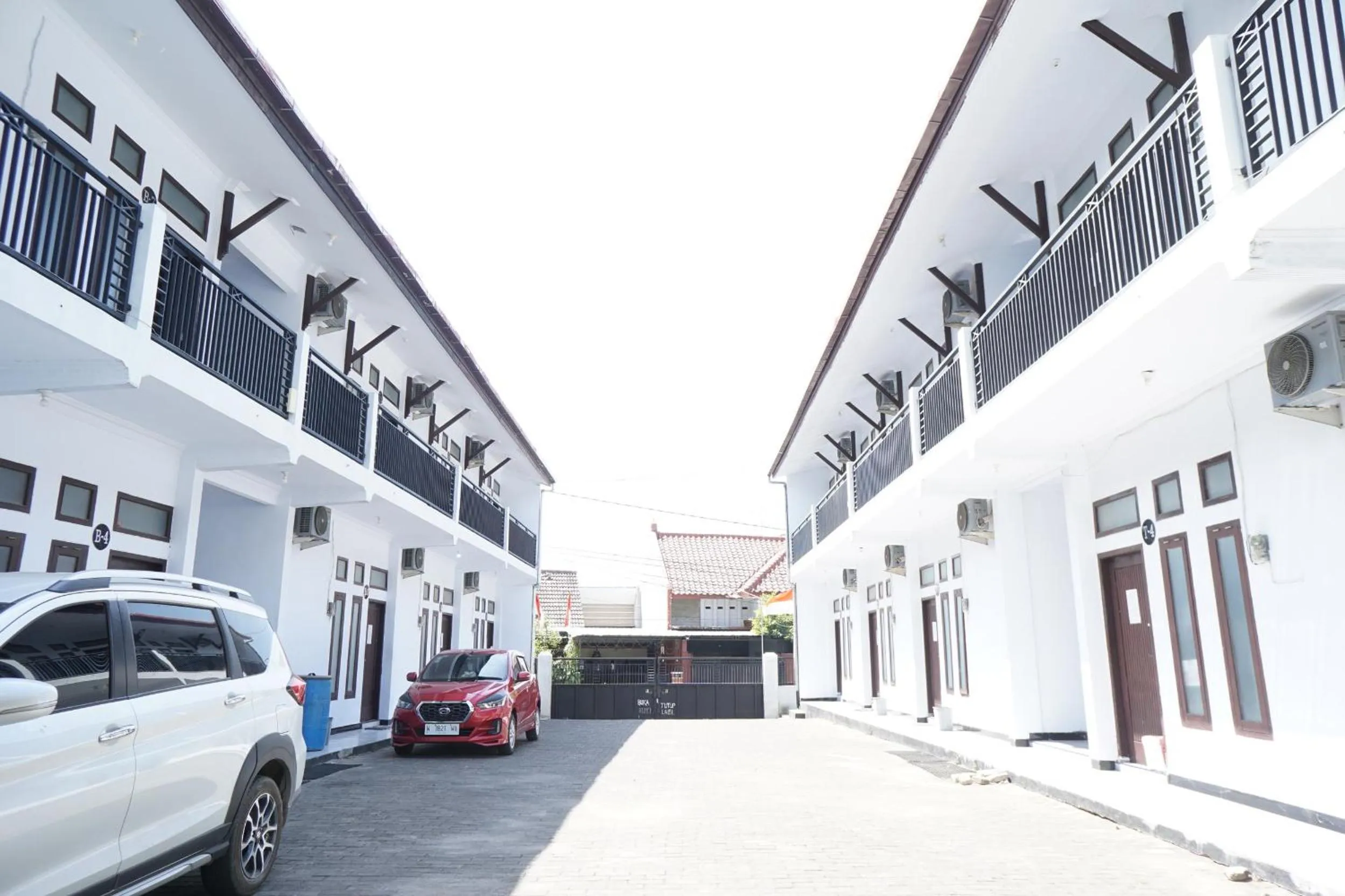 On site in OYO Life 92886 Rumah Nyaman Radhika 2 Syariah