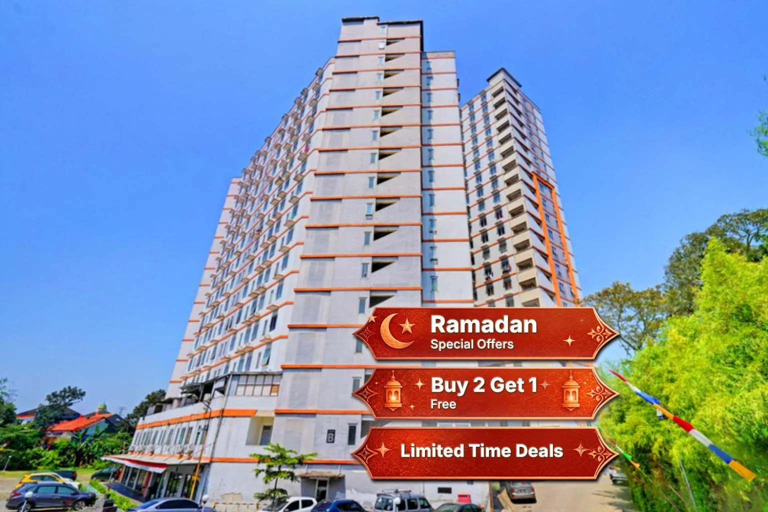 Facade/entrance in OYO Life 92898 Apartement Buah Batu Park By Yuliam