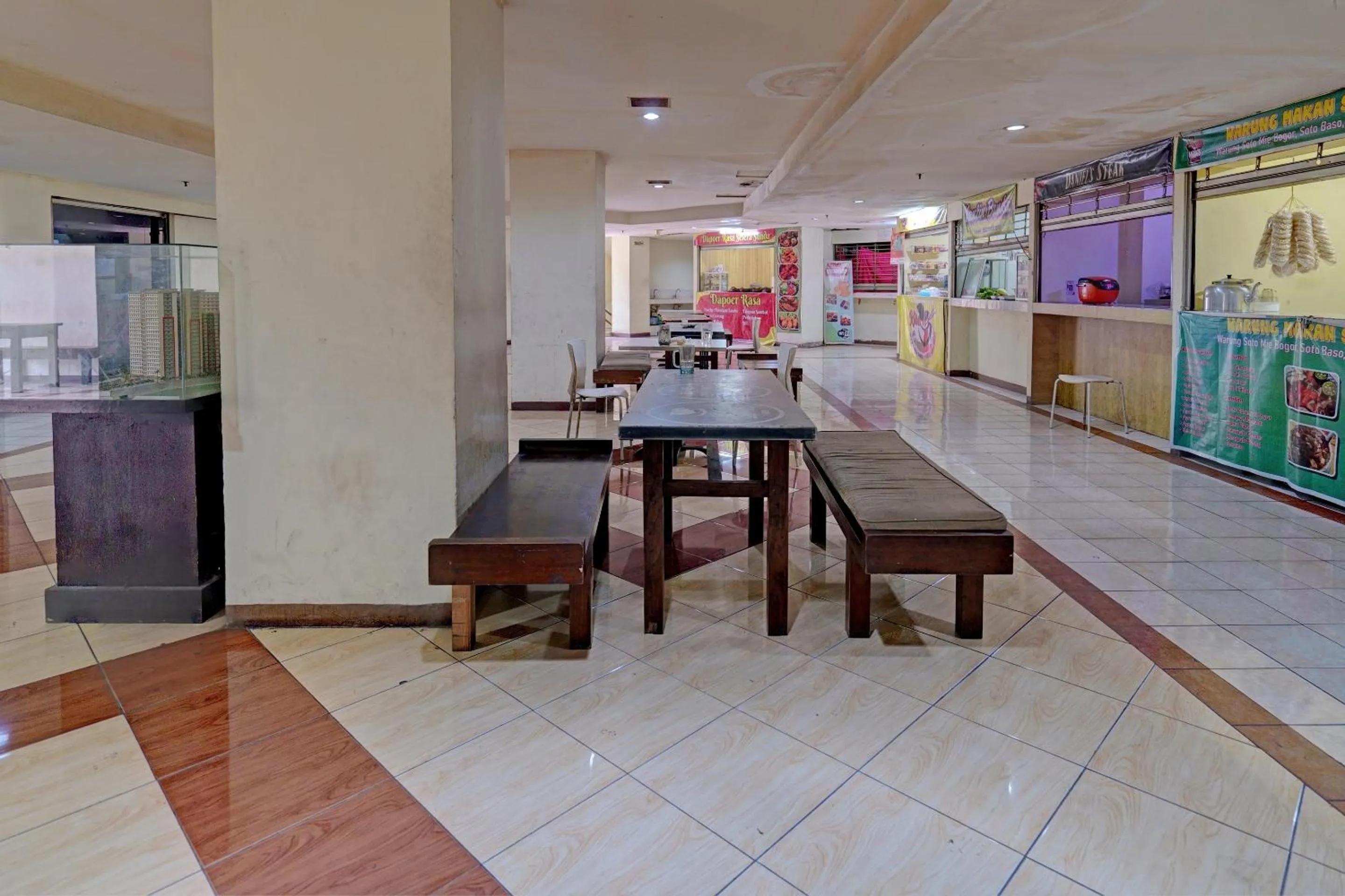 Lobby or reception in OYO Life 92898 Apartement Buah Batu Park By Yuliam