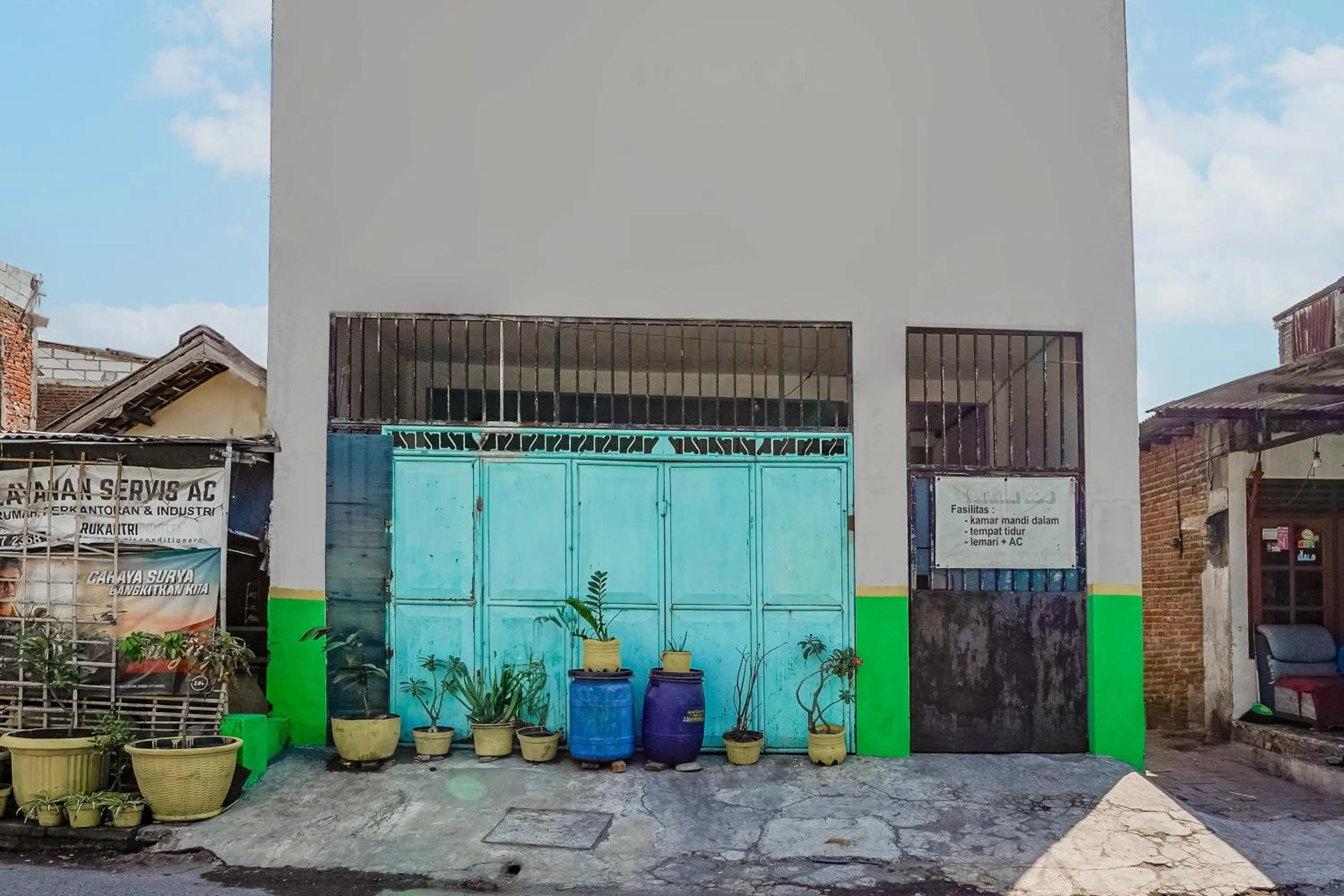 Facade/entrance in OYO Life 93009 Griya Nautika Sedati