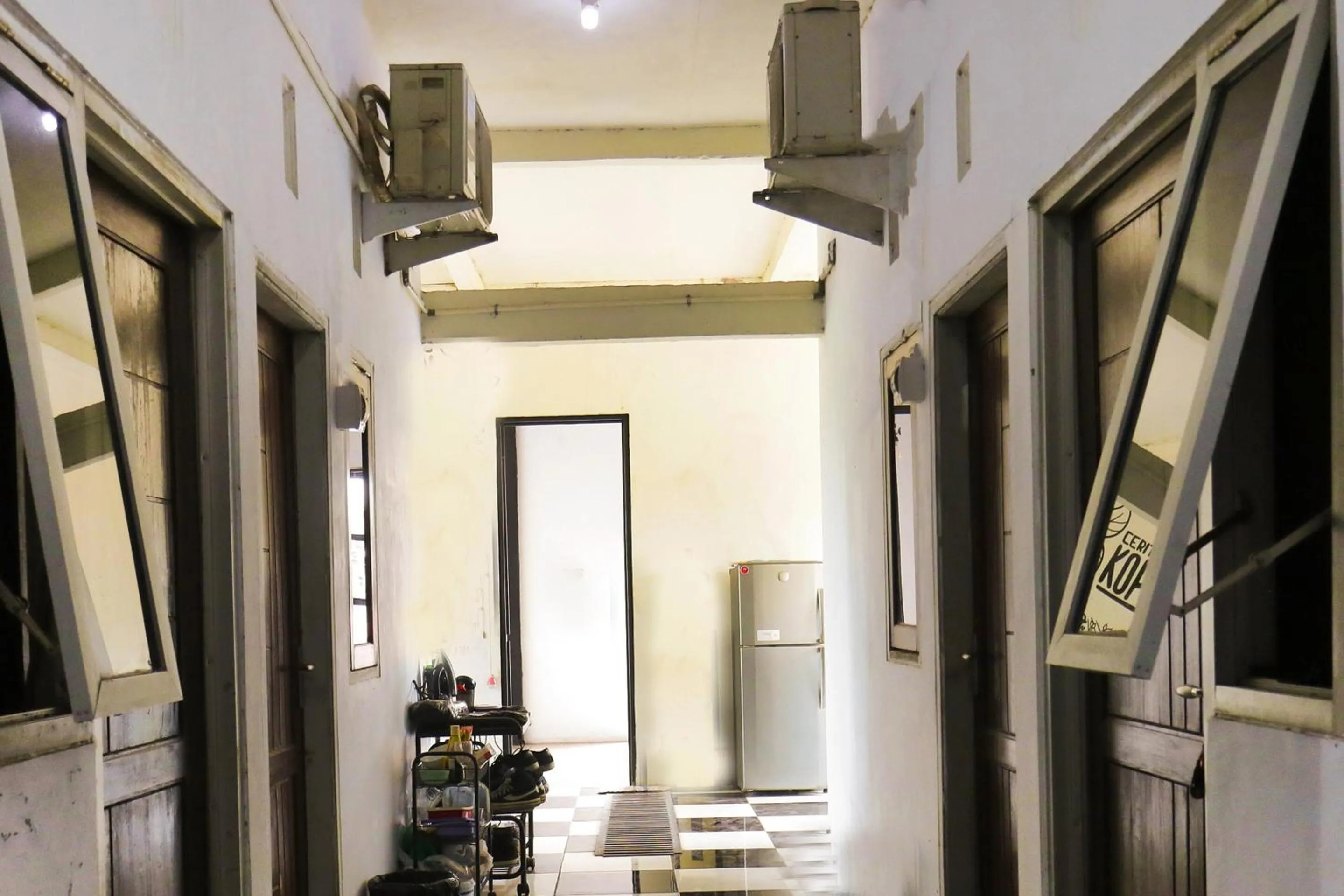 Lobby or reception in OYO Life 92922 Kost Bu Mala 1 Syariah