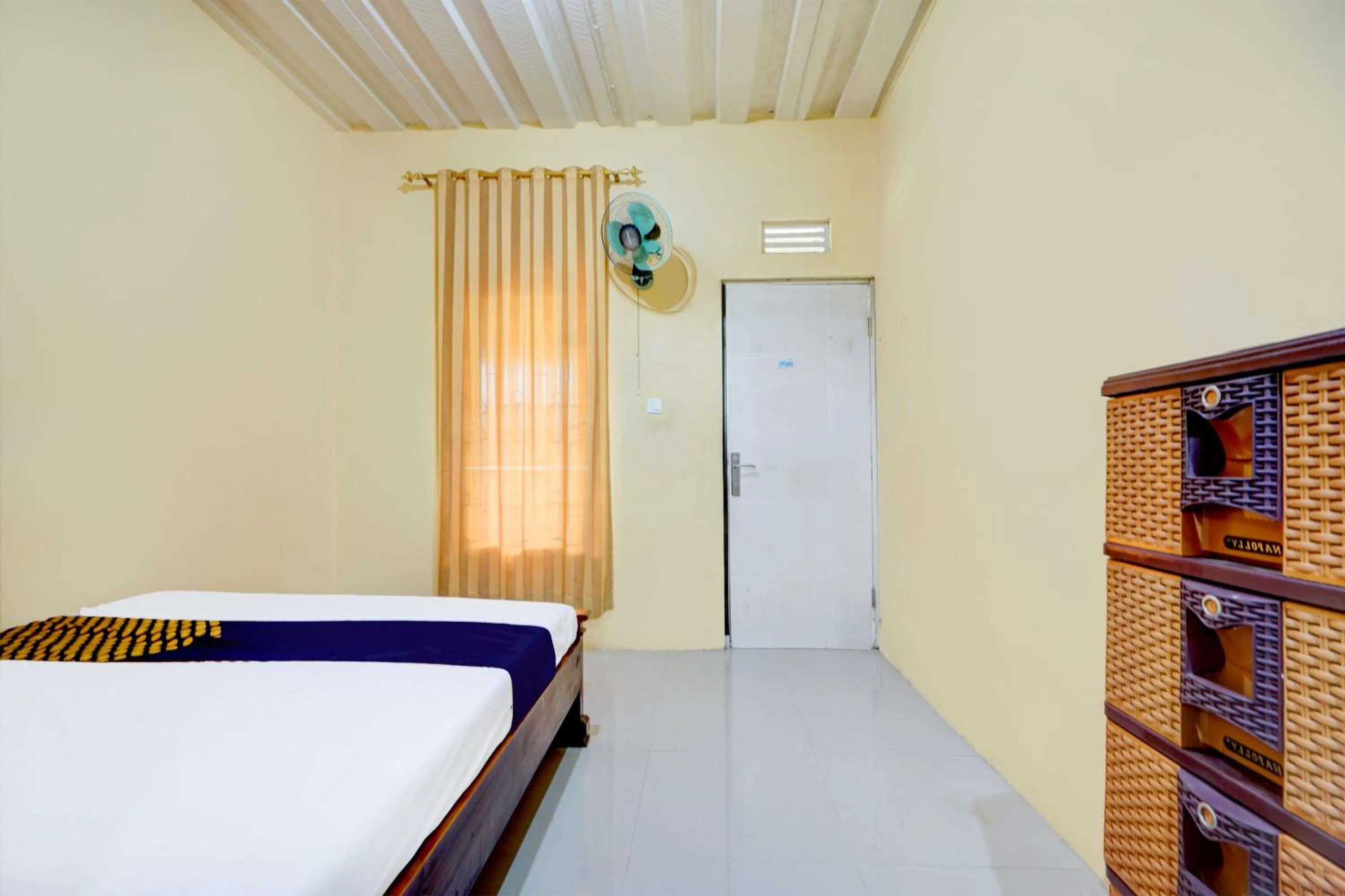 Bedroom, Bed in SPOT ON 93014 Griya Nautika Sukodono