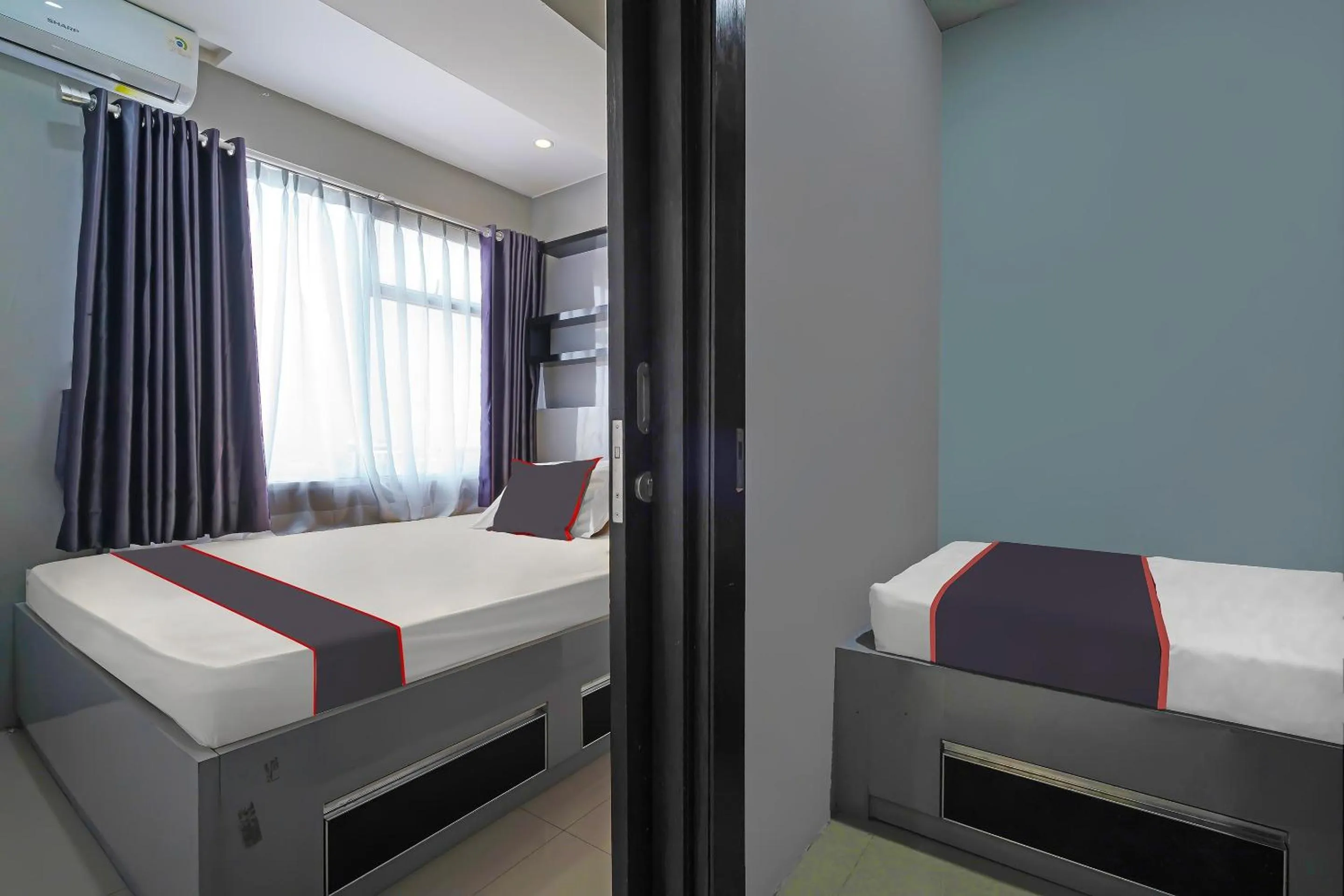 Bedroom, Bed in OYO Life 92649 Jarrdin Apartment By Glory