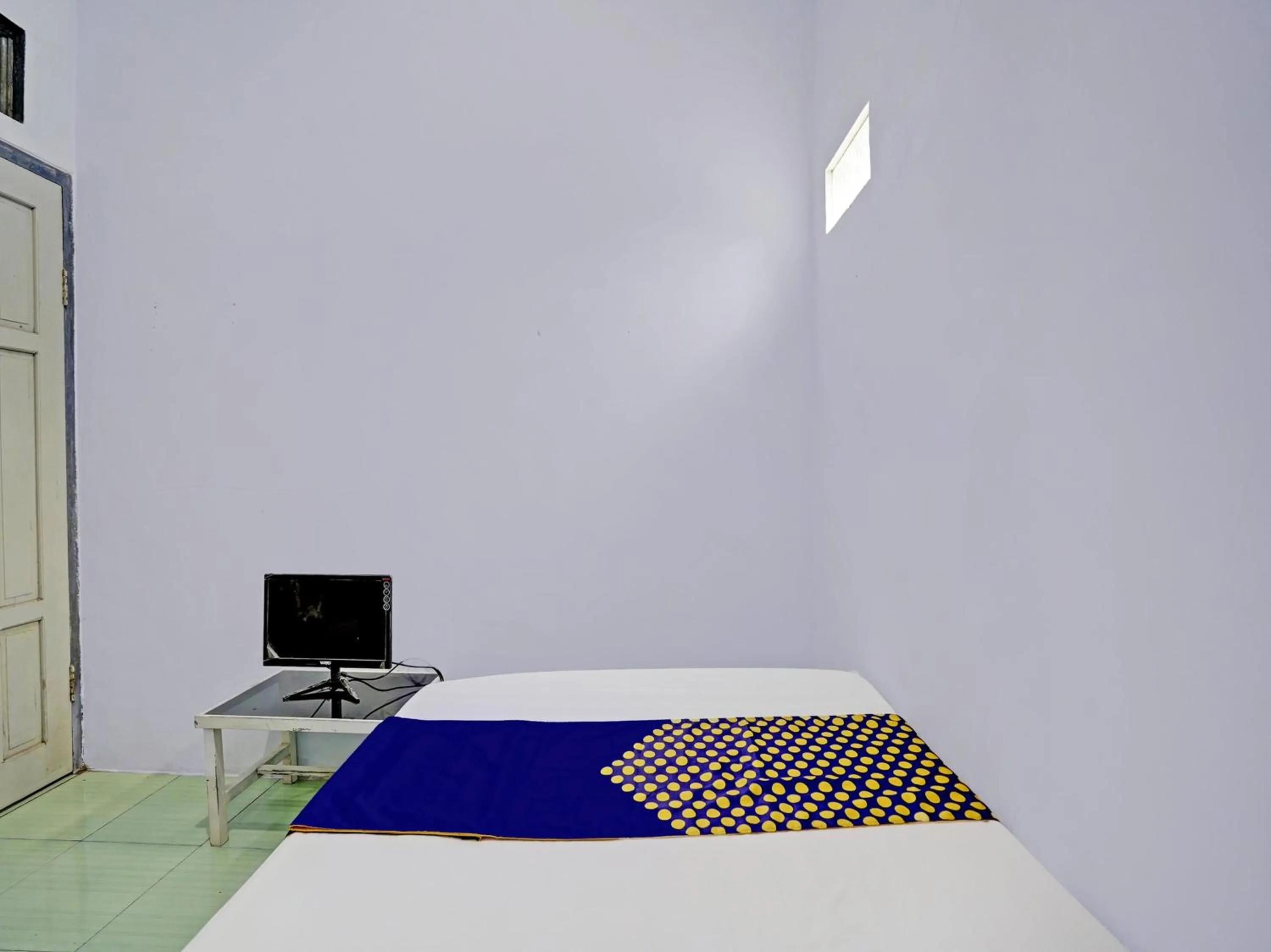 Bedroom, Bed in OYO Life 92937 Kost Putri Sarkara Syariah