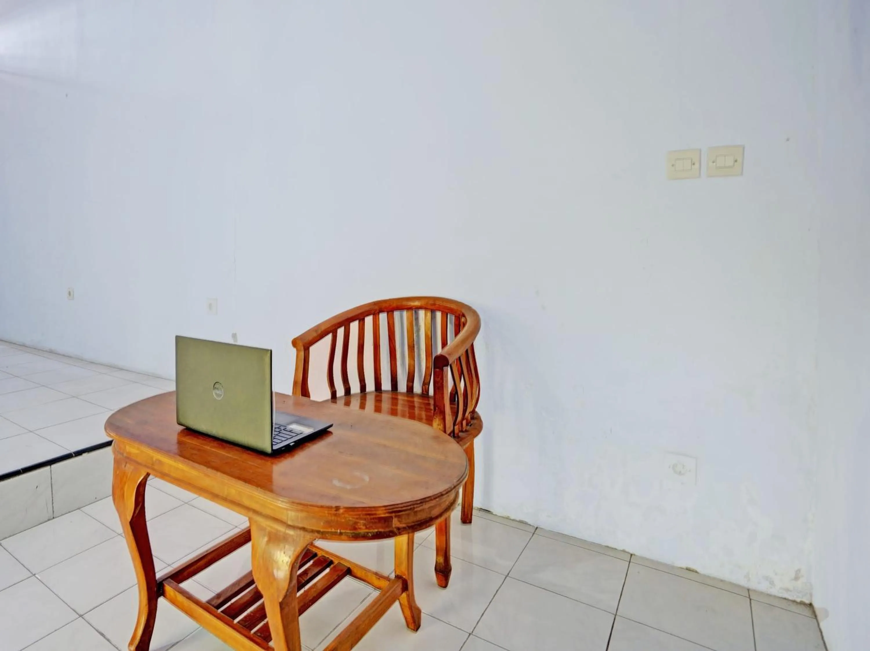 Lobby or reception in OYO Life 92937 Kost Putri Sarkara Syariah