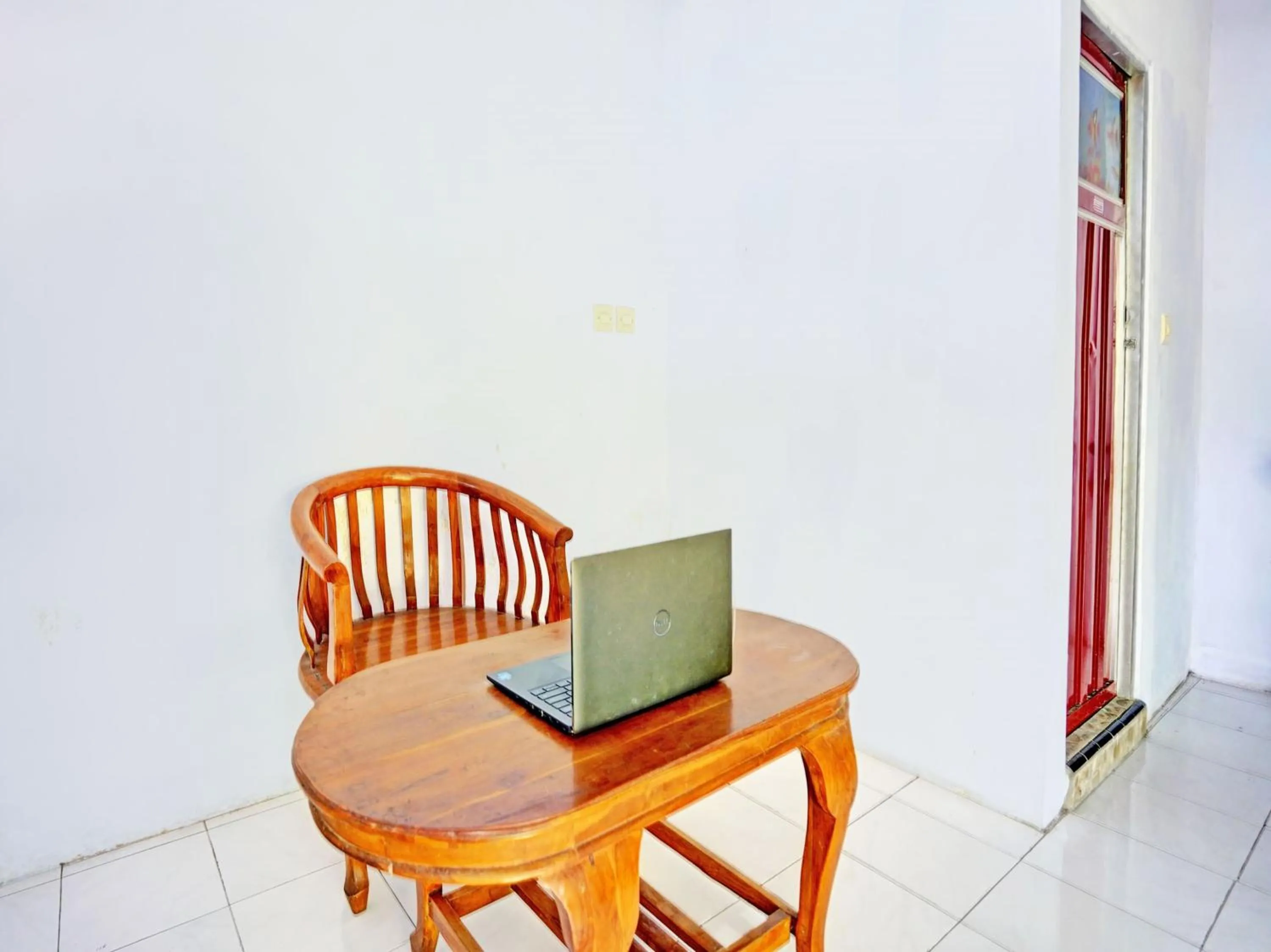 Lobby or reception in OYO Life 92937 Kost Putri Sarkara Syariah