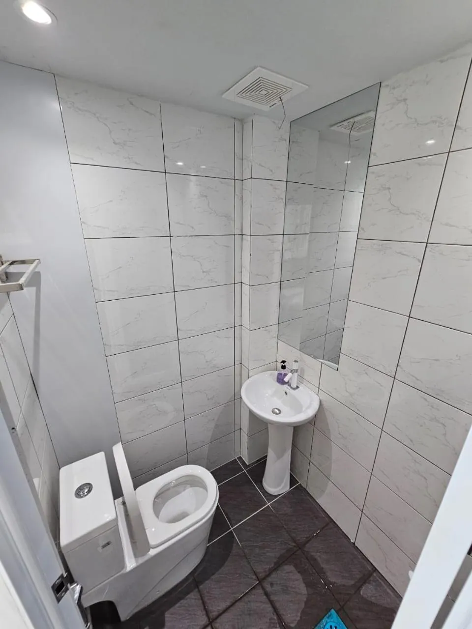 Bathroom in TT99 COZY STAY