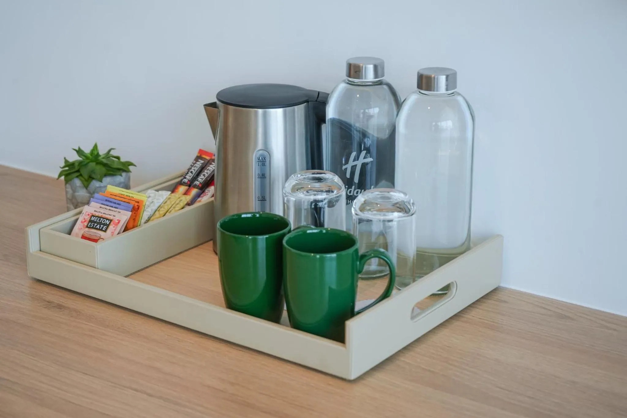 Photo of the whole room in Holiday Inn Dubai Business Bay by IHG