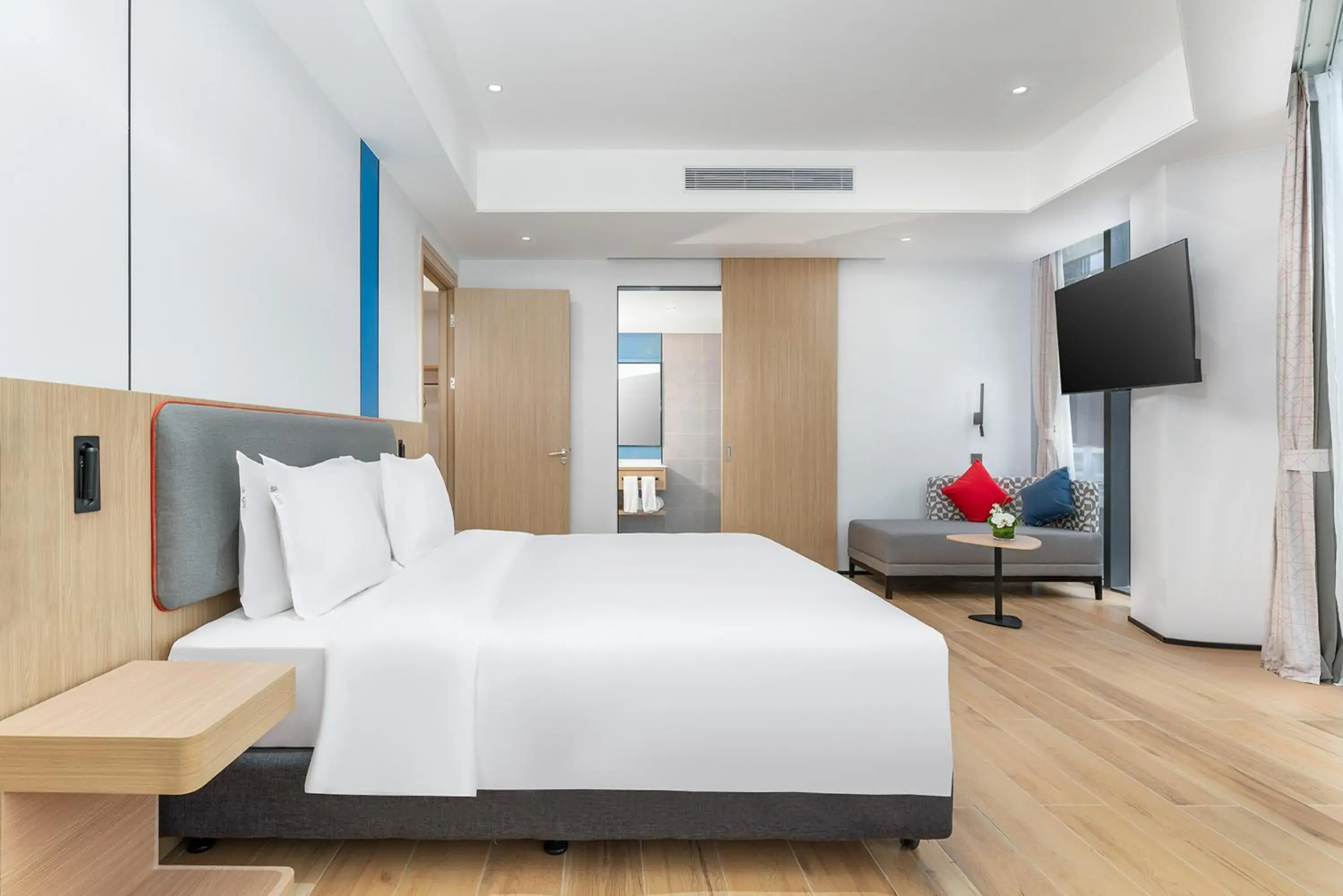 Bedroom, Bed in Holiday Inn Express Wenchang by IHG Bedroom, Bed in Holiday Inn Express Wenchang by IHG