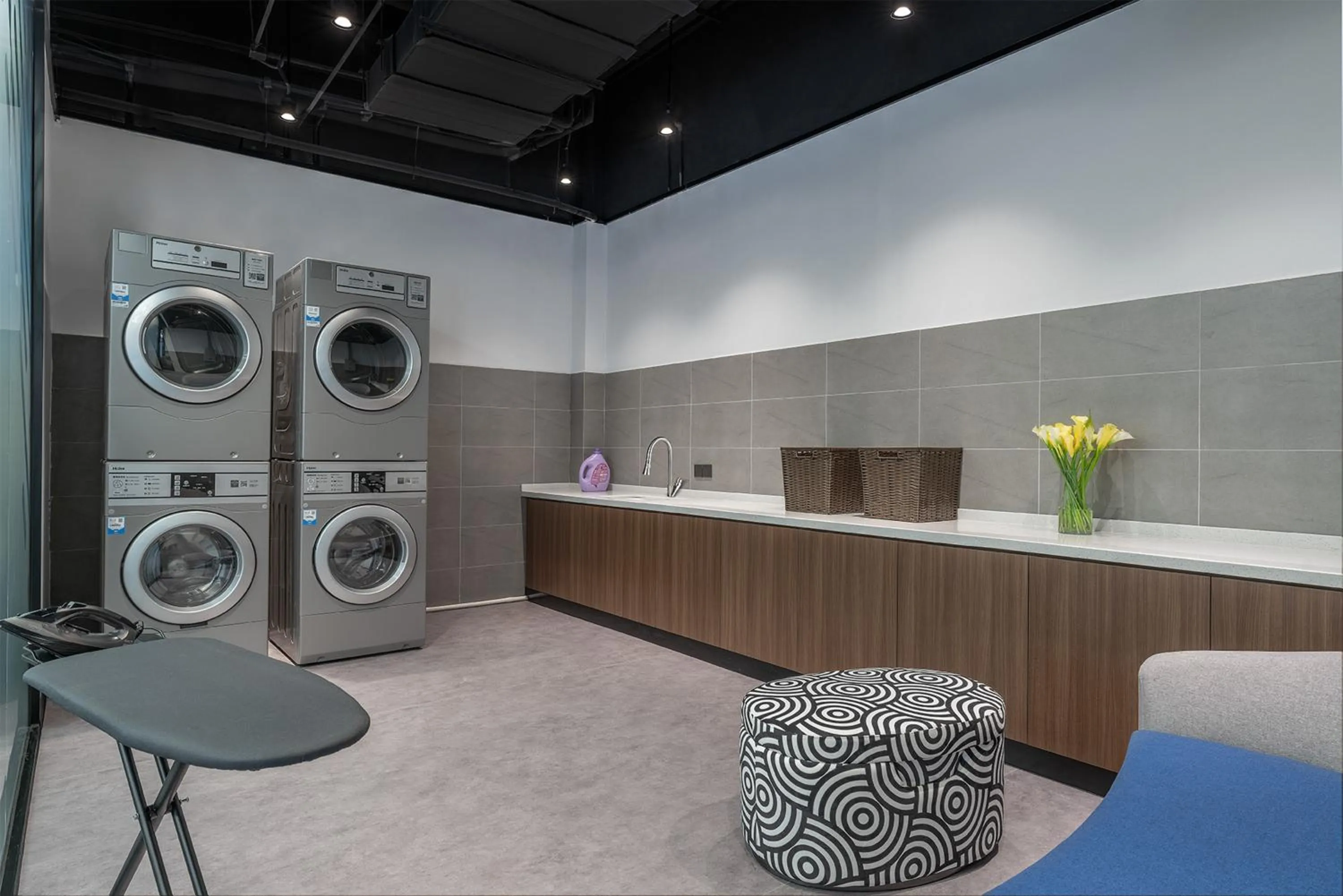 washing machine in Holiday Inn Express Wenchang by IHG