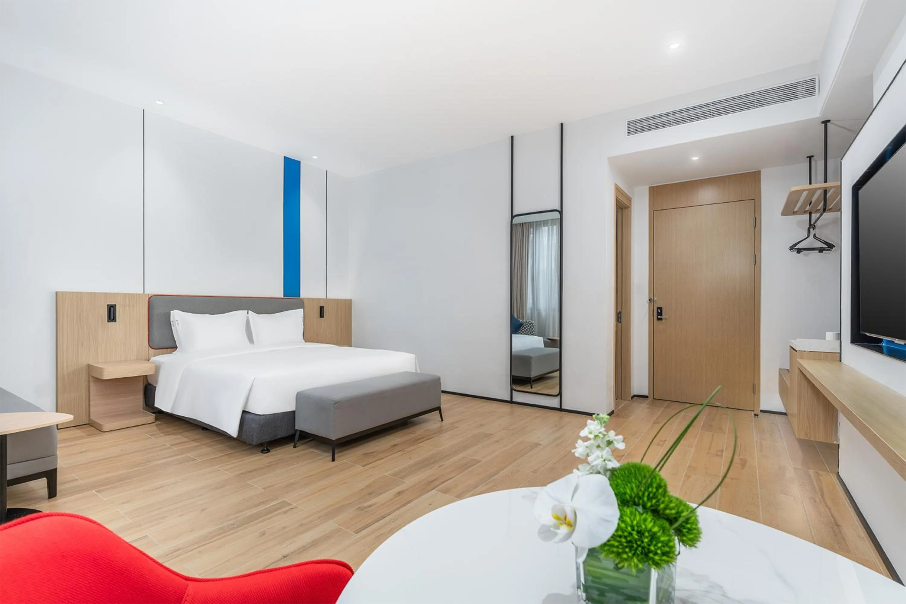 Bedroom, Bed in Holiday Inn Express Wenchang by IHG