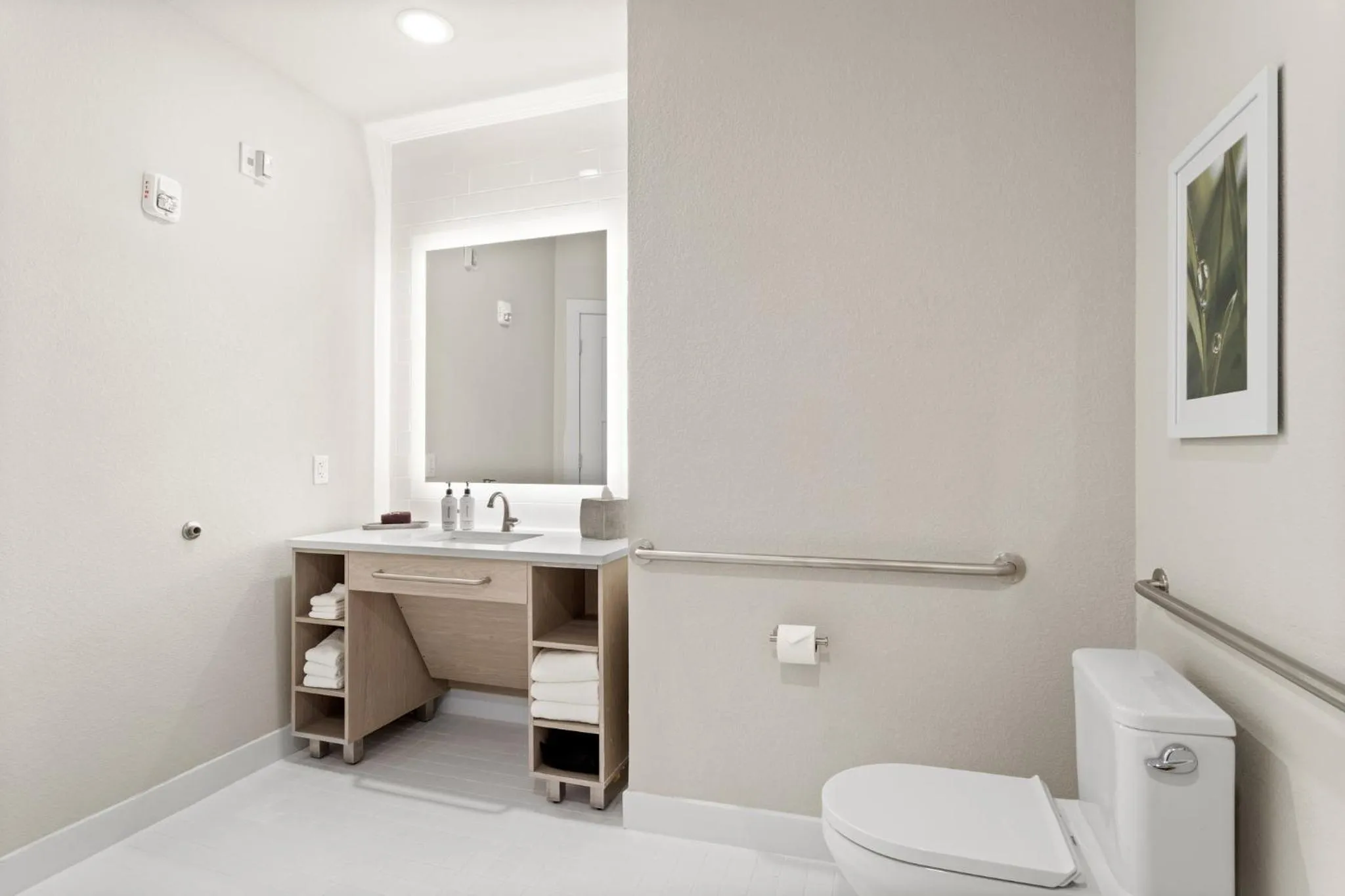 Photo of the whole room in EVEN Hotel Austin Uptown near the Domain by IHG