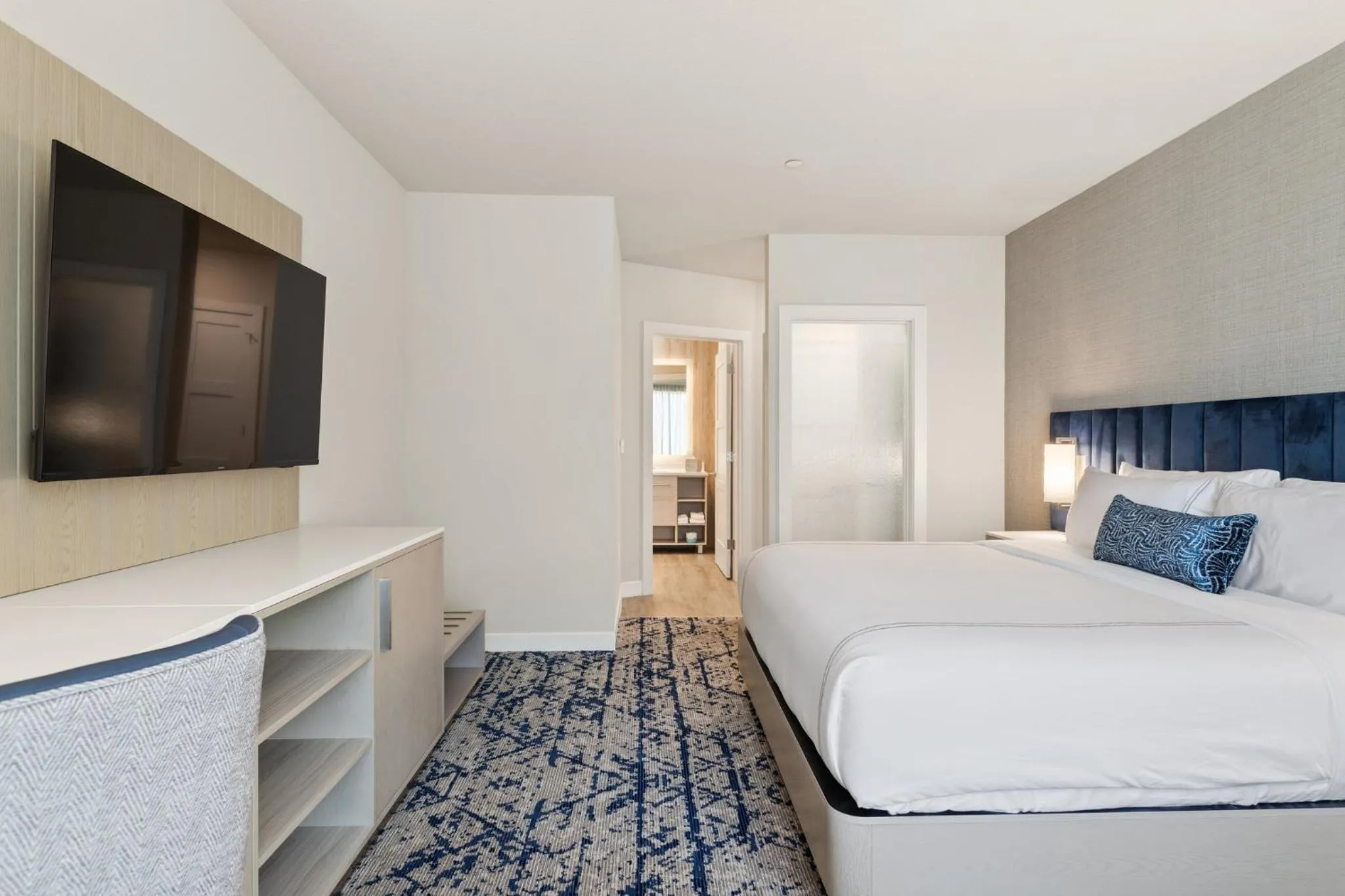 Photo of the whole room, Bed in EVEN Hotel Austin Uptown near the Domain by IHG