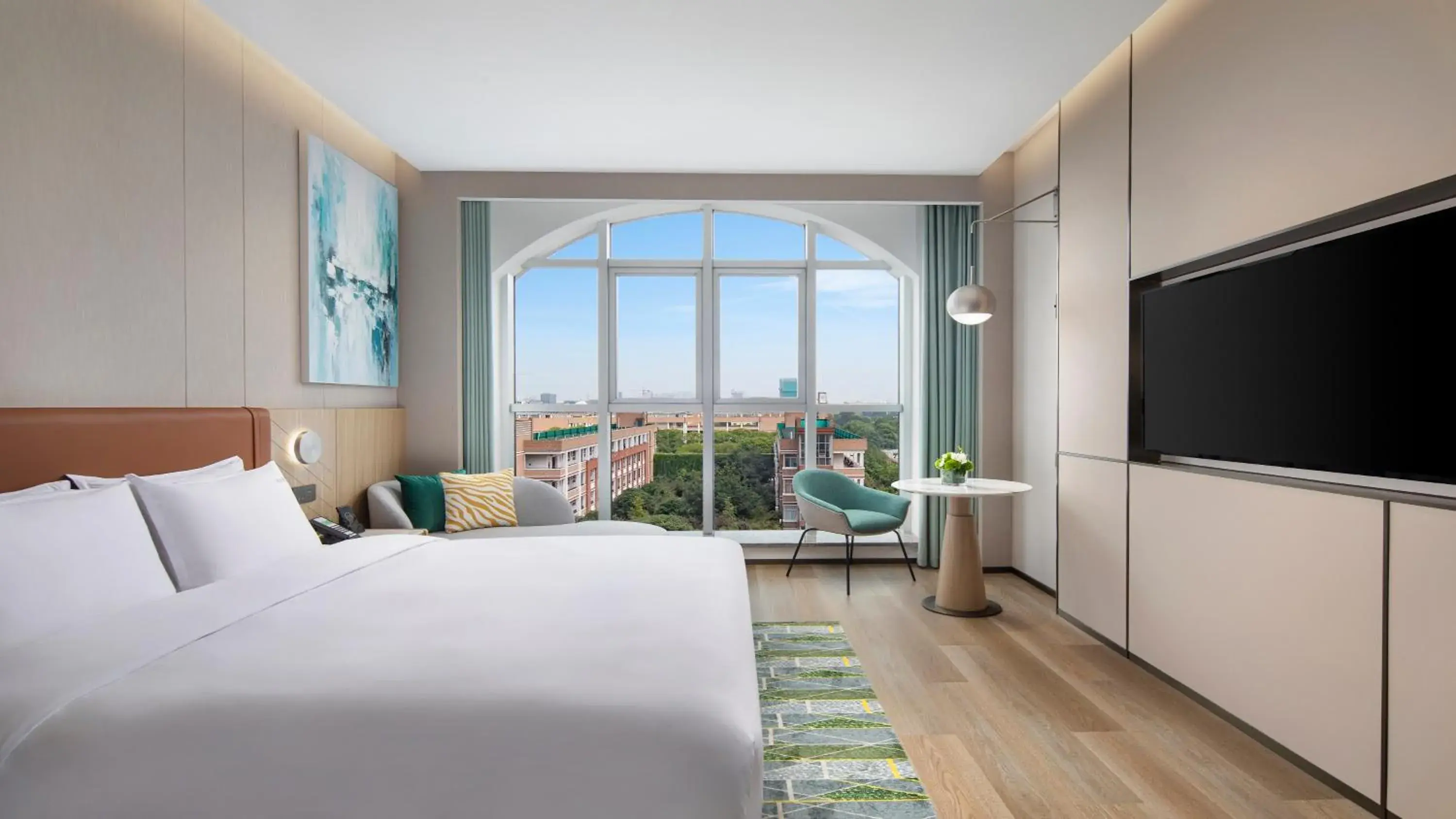 Standard King Room in Holiday Inn Tongxiang Standard King Room in Holiday Inn Tongxiang