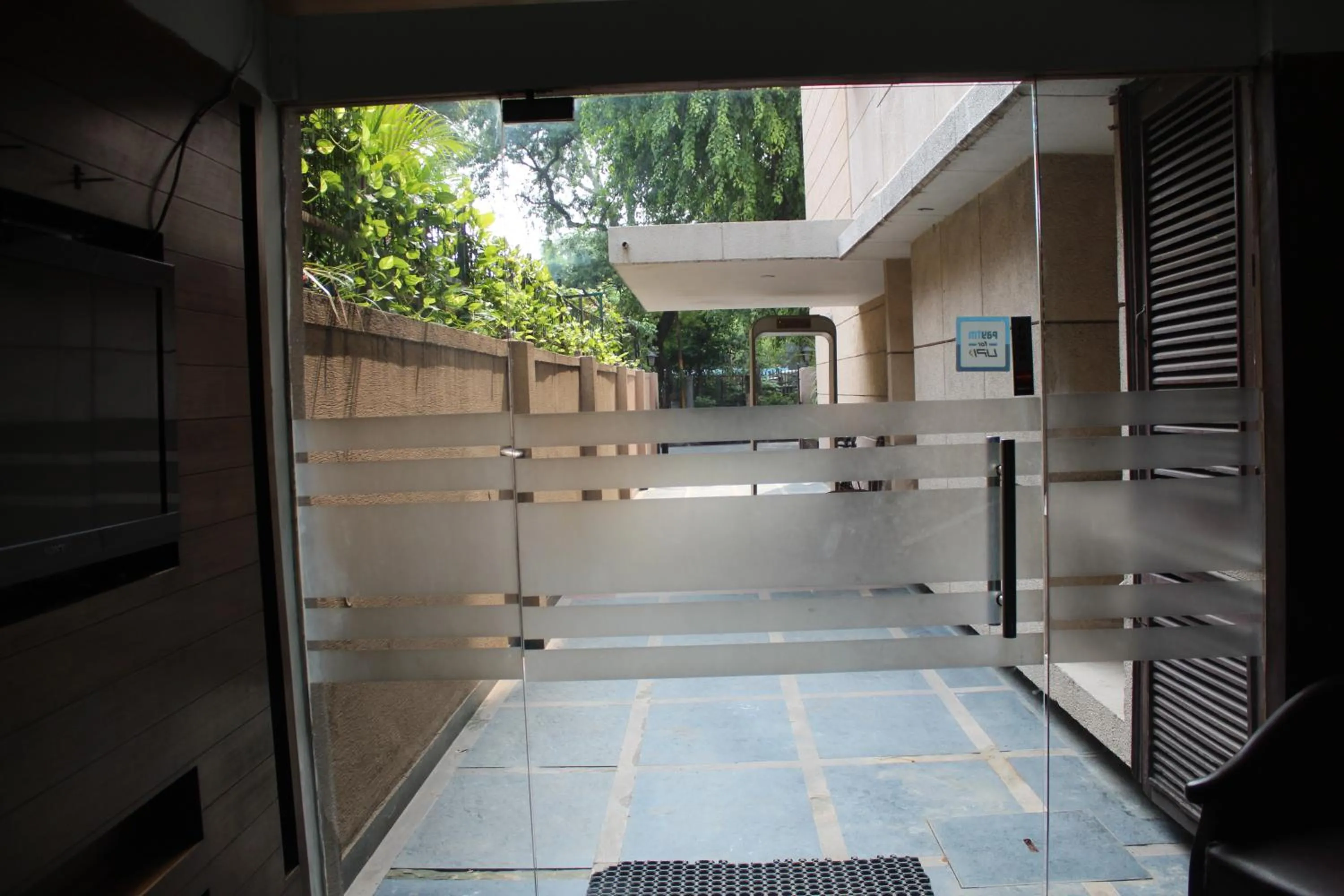 Facade/entrance in Khanna Residency