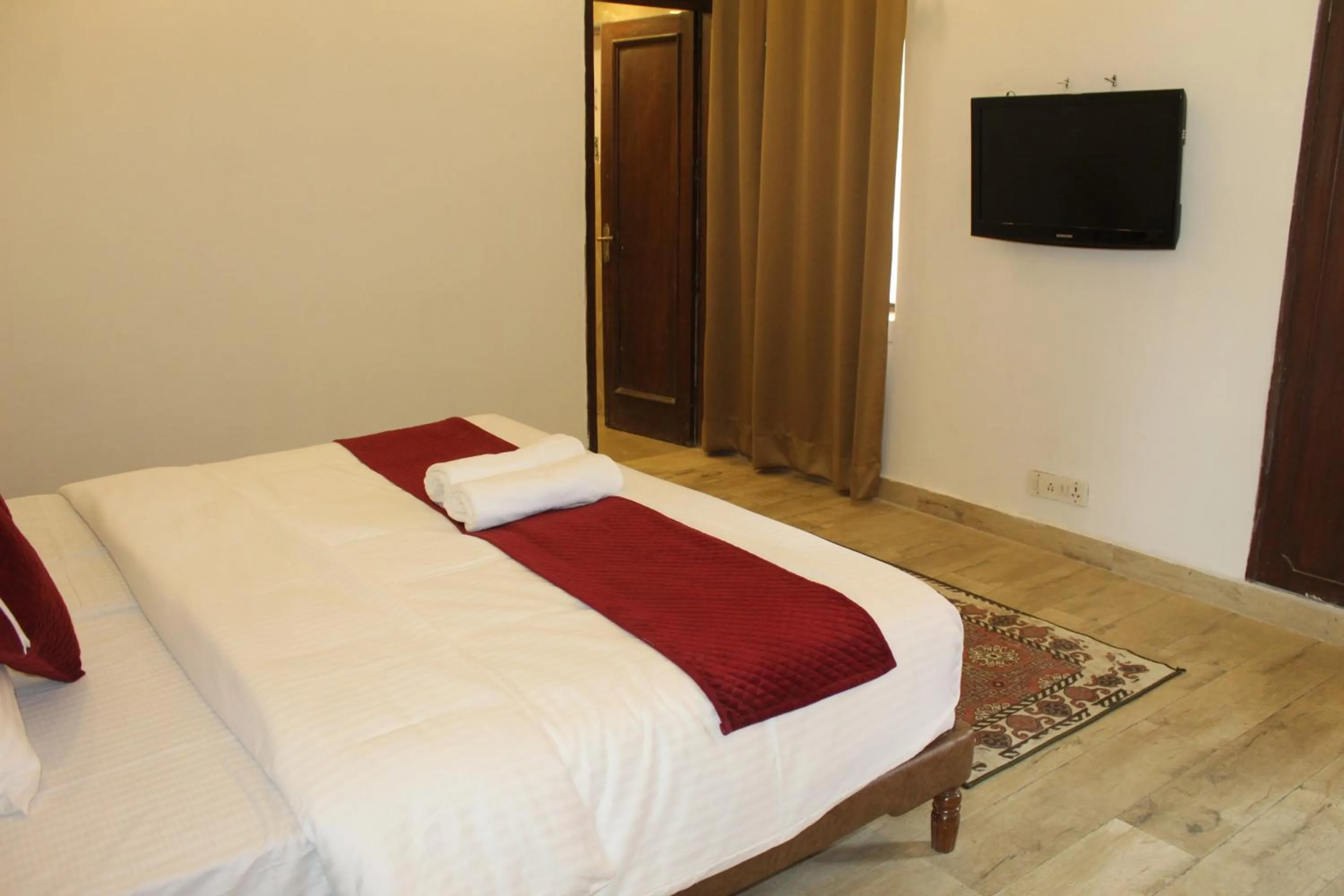 Bedroom, Bed in Khanna Residency