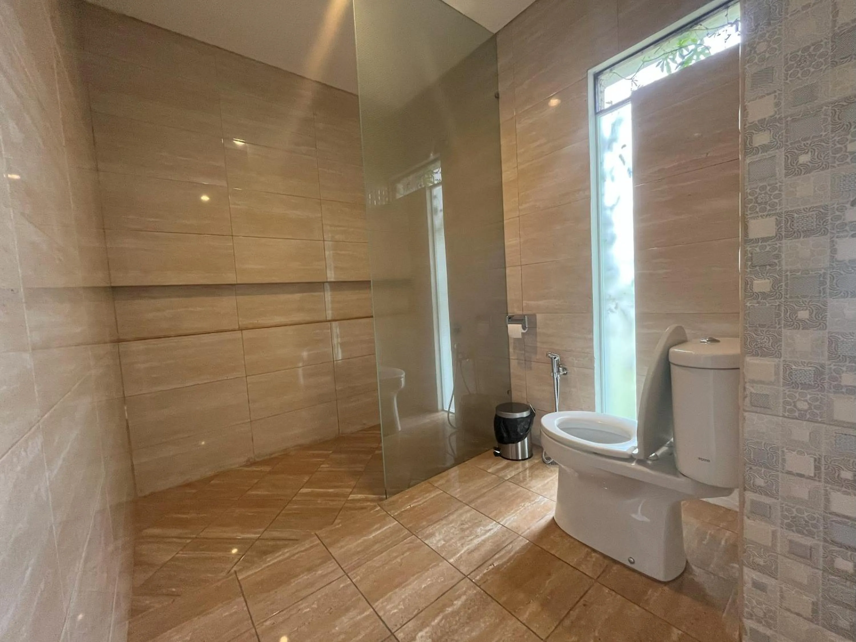 Shower in Lavender - Taman Tanda