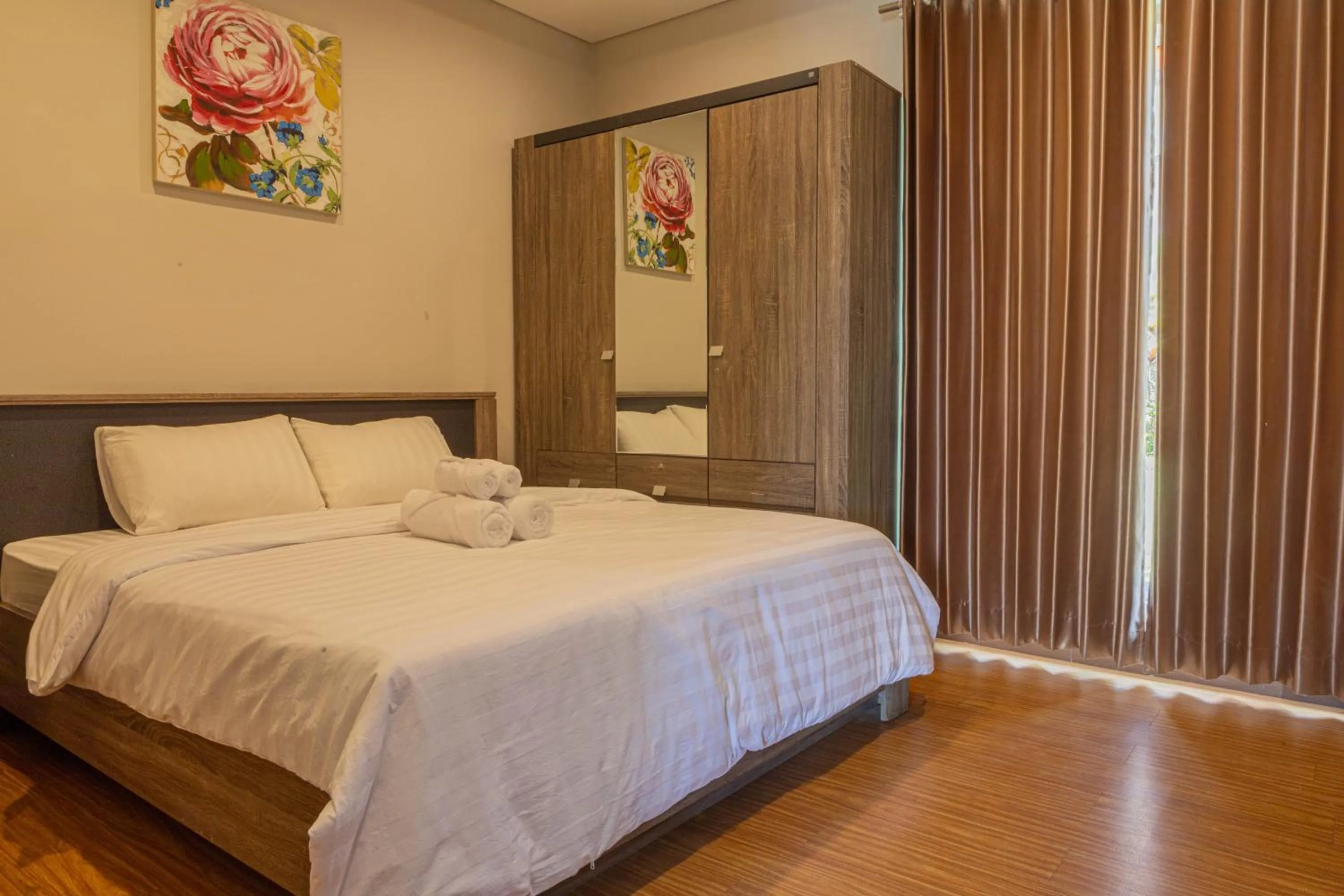 Bed in Lavender - Taman Tanda