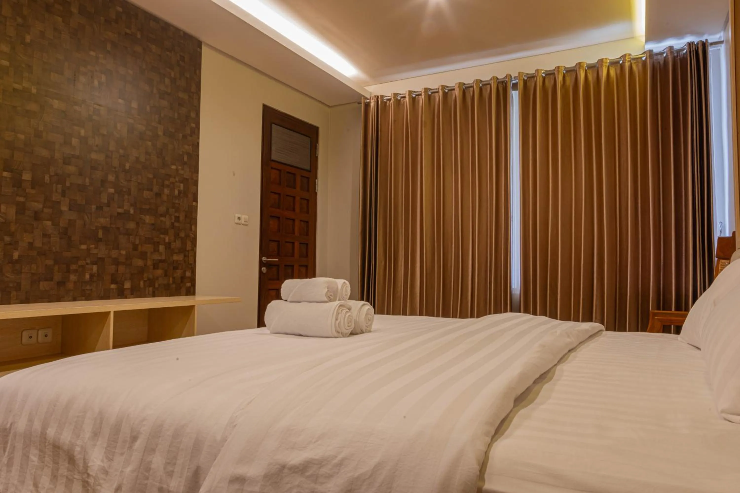 Bed in Lavender - Taman Tanda