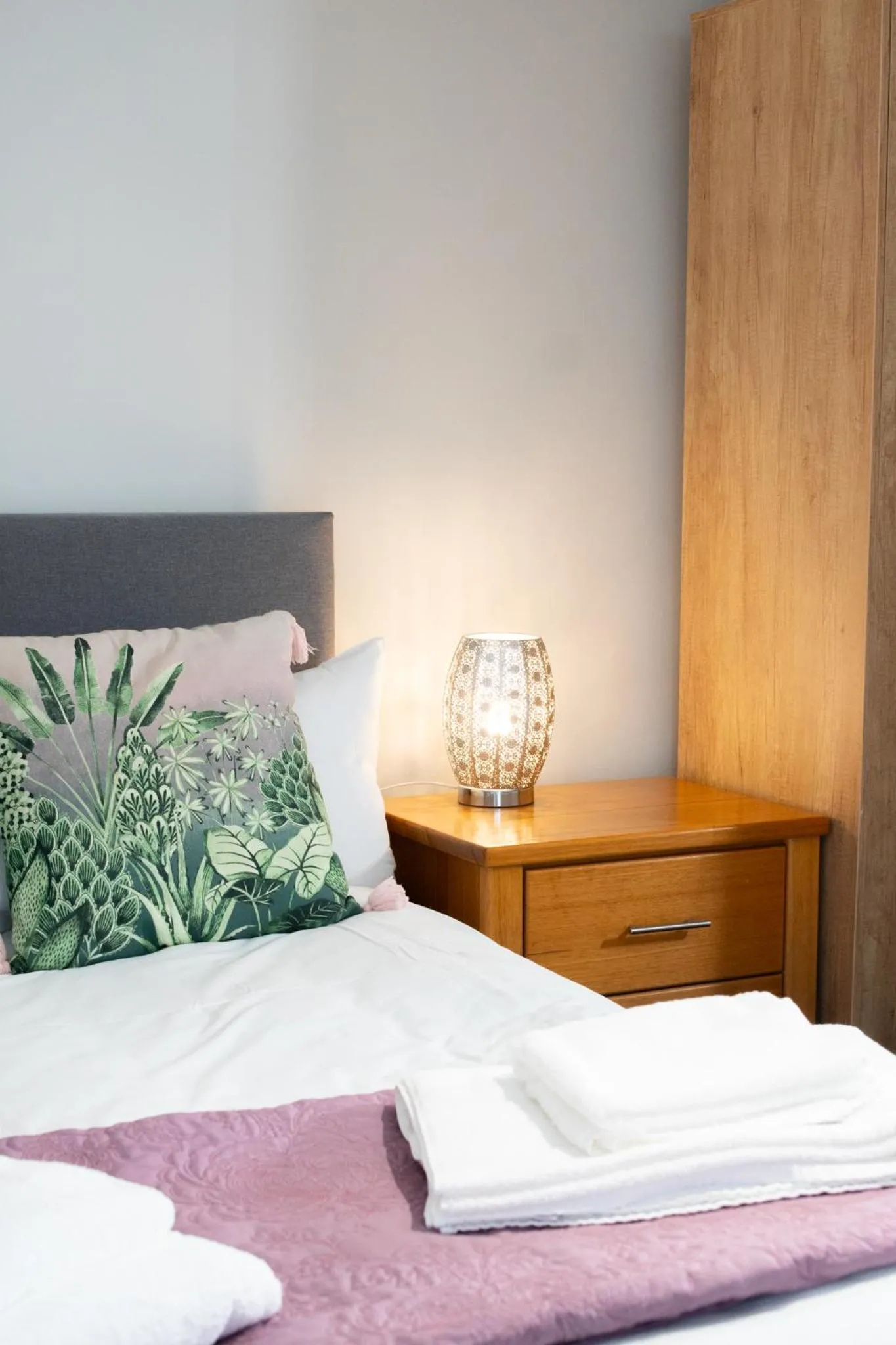 Bed in Teviotside Travel Inn