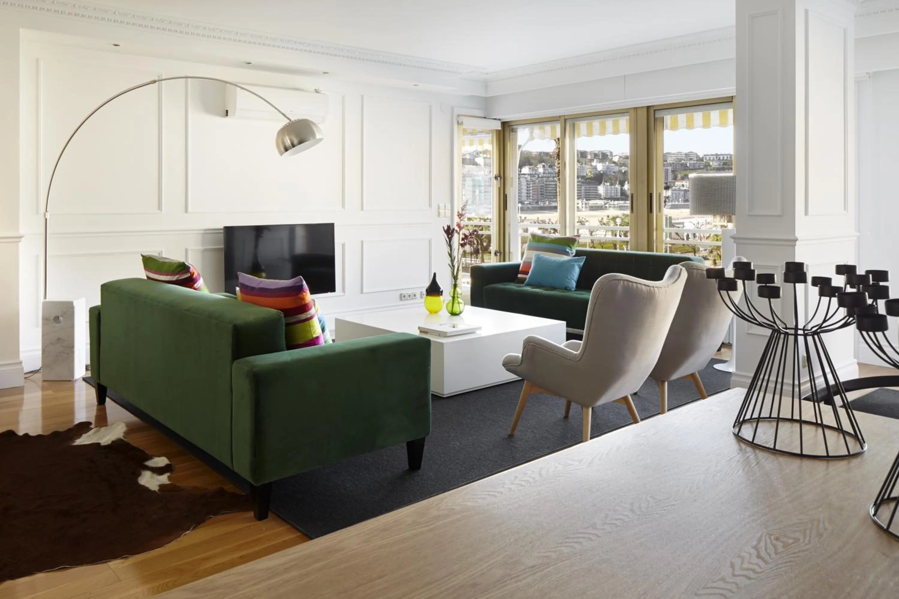 Playa de La Concha 4 by FeelFree Rentals