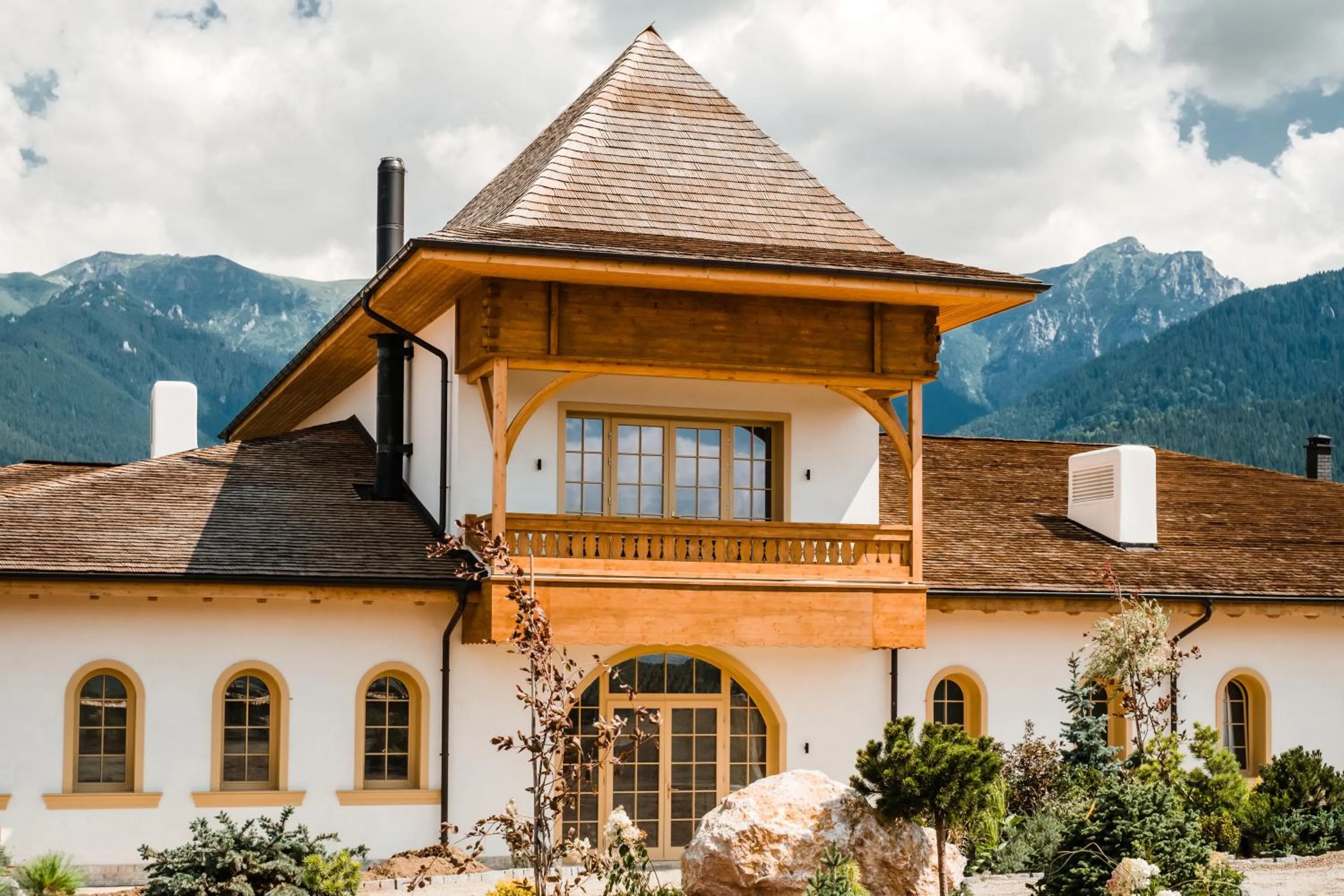 Property building in Matca Hotel Relais & Châteaux