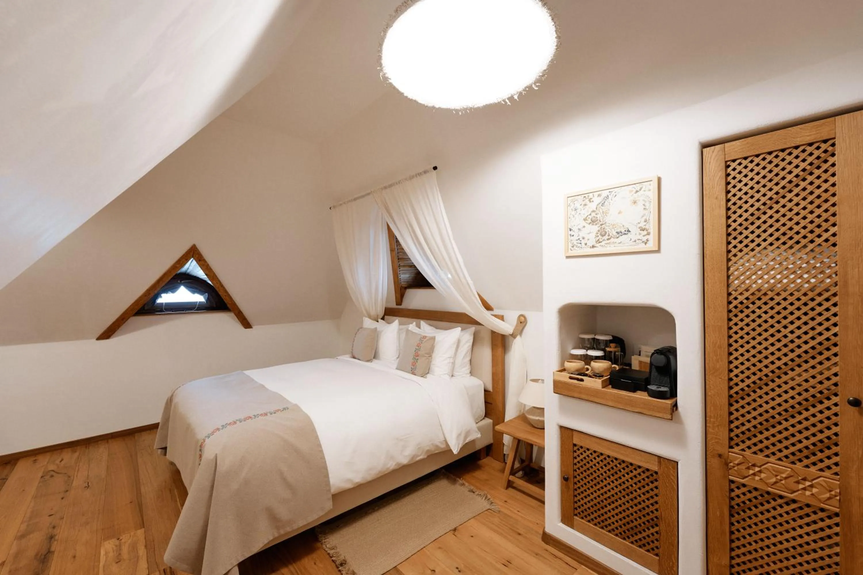 Bed in Matca Hotel Relais & Châteaux