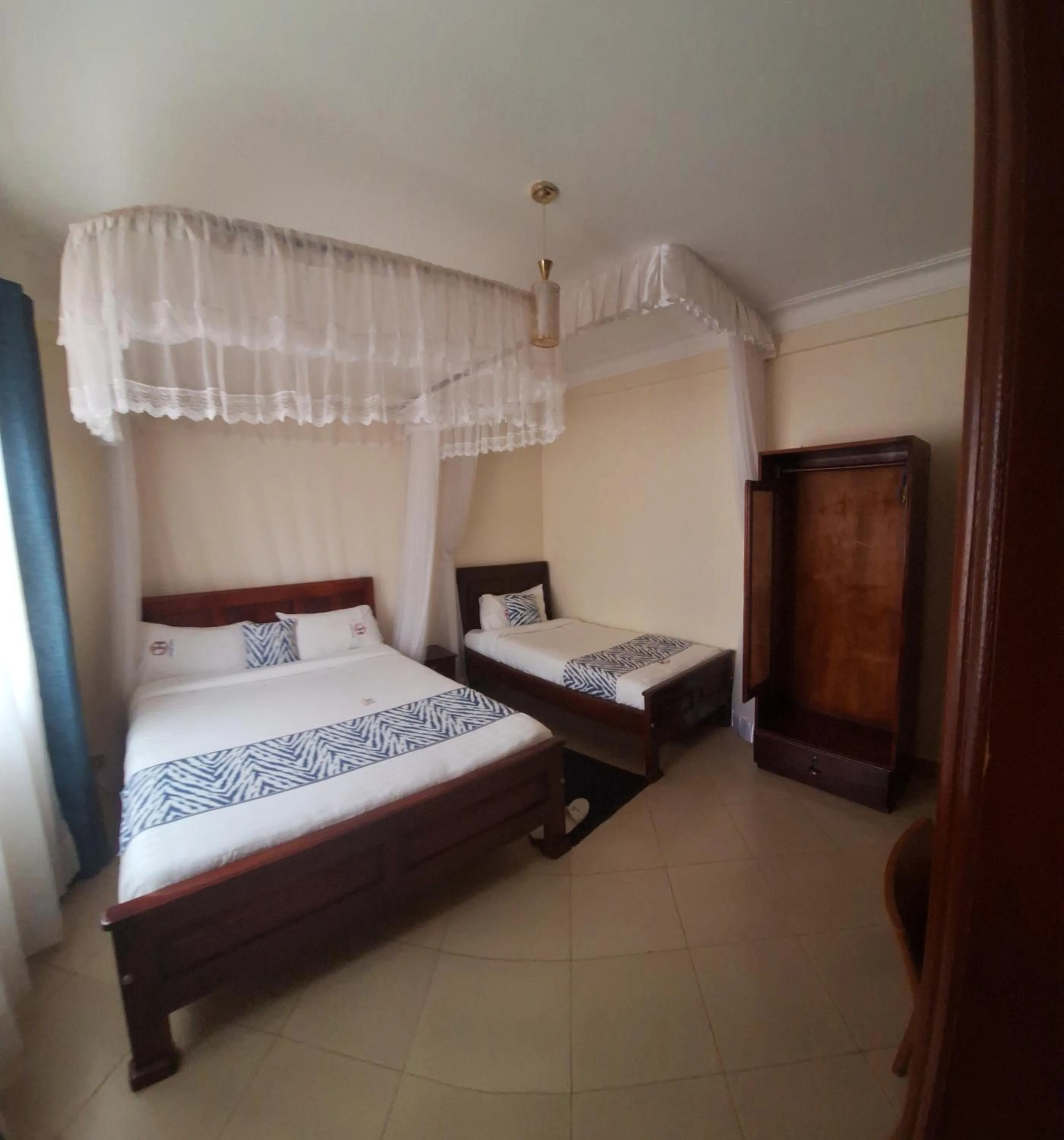 Family Room in Jatheo Hotel Rwentondo