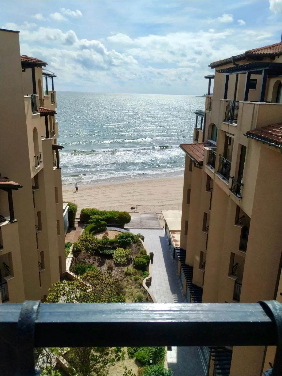 Day in Oazis VIP Club