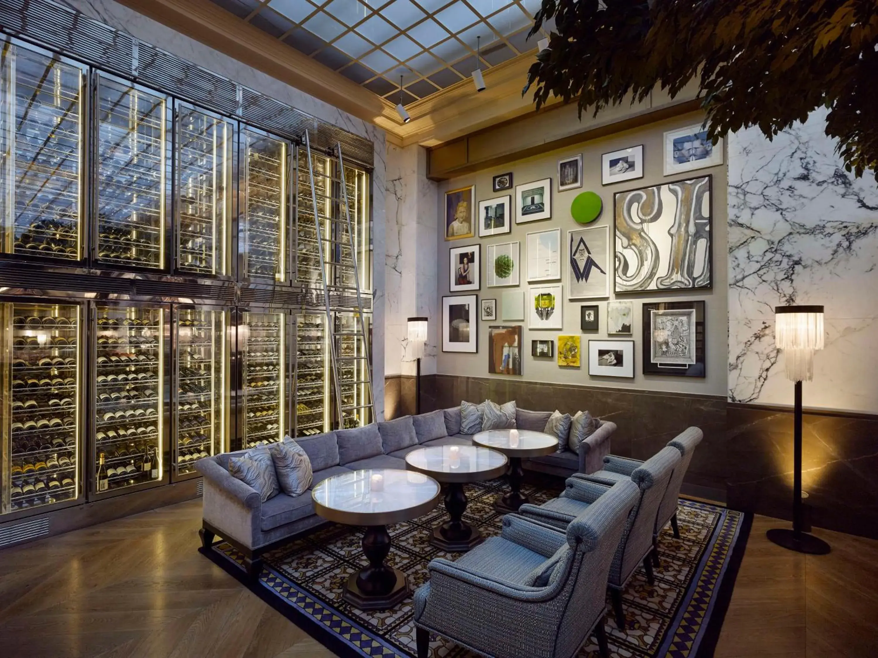 Lounge or bar in Park Hyatt Vienna Lounge or bar in Park Hyatt Vienna