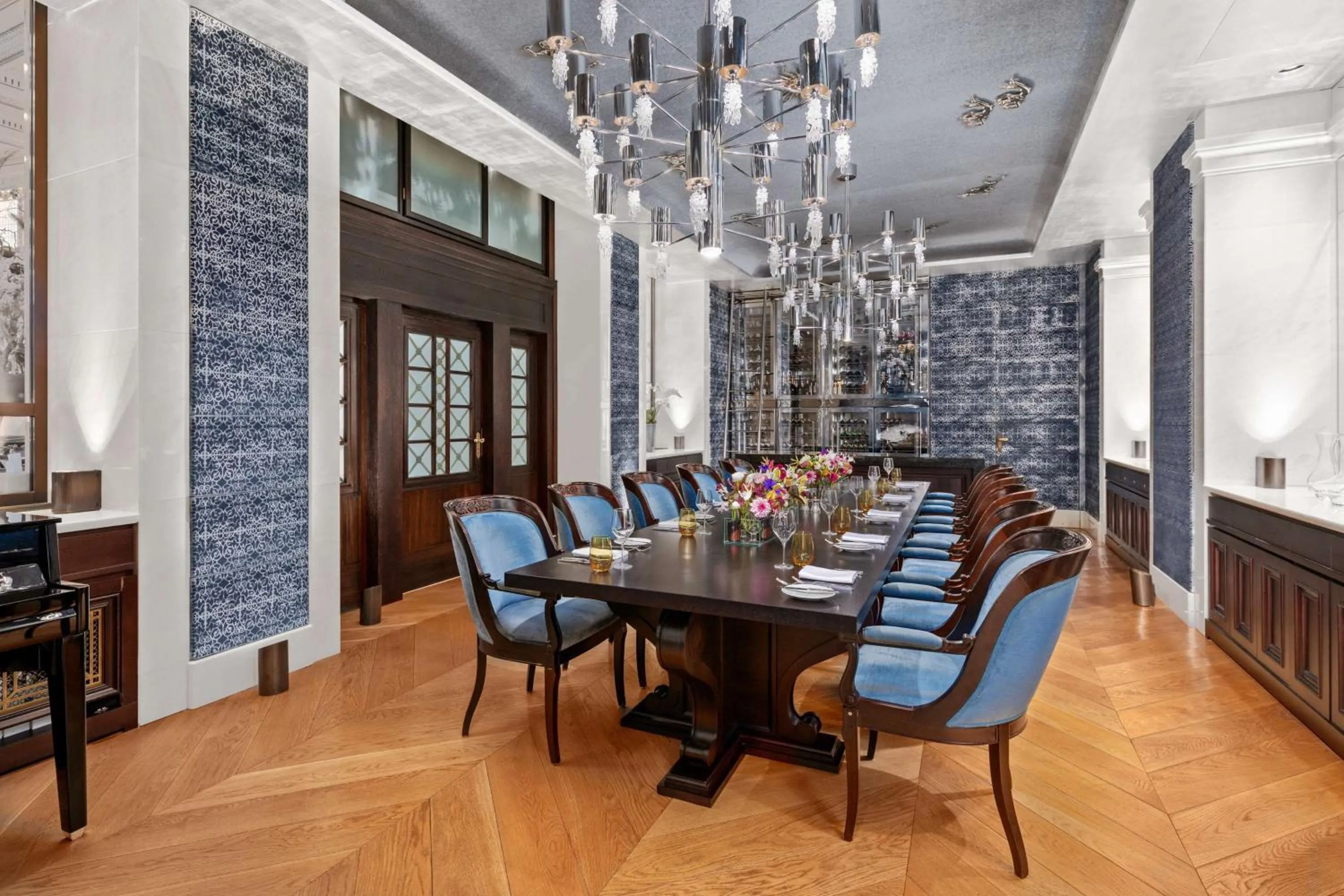 Restaurant/places to eat in Park Hyatt Vienna