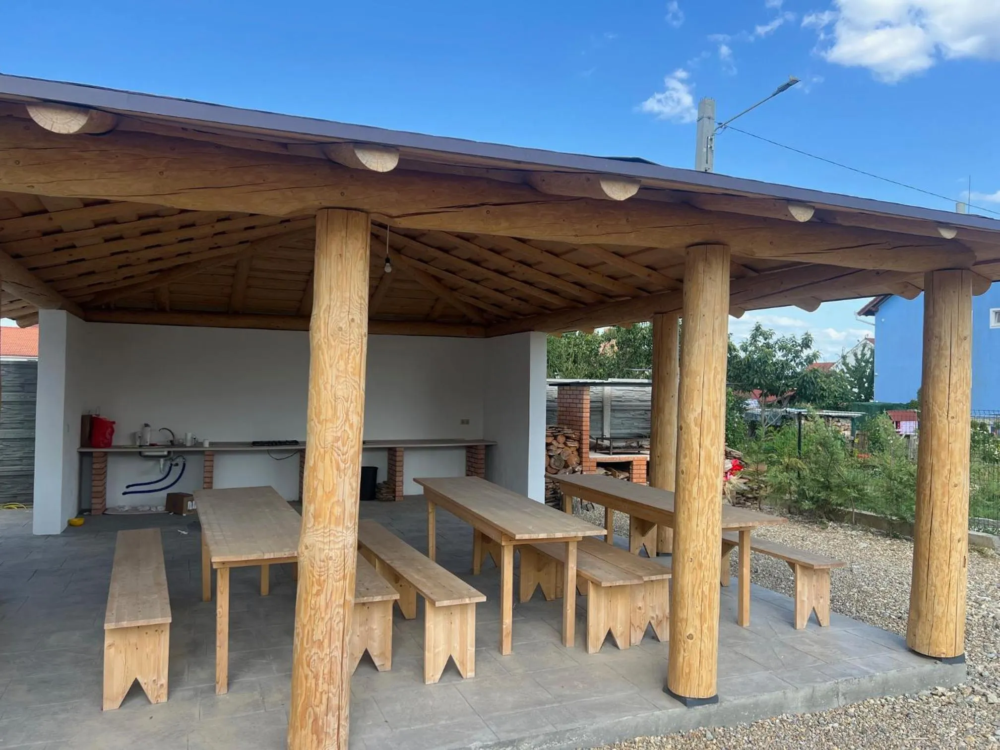 BBQ facilities in Villa Class